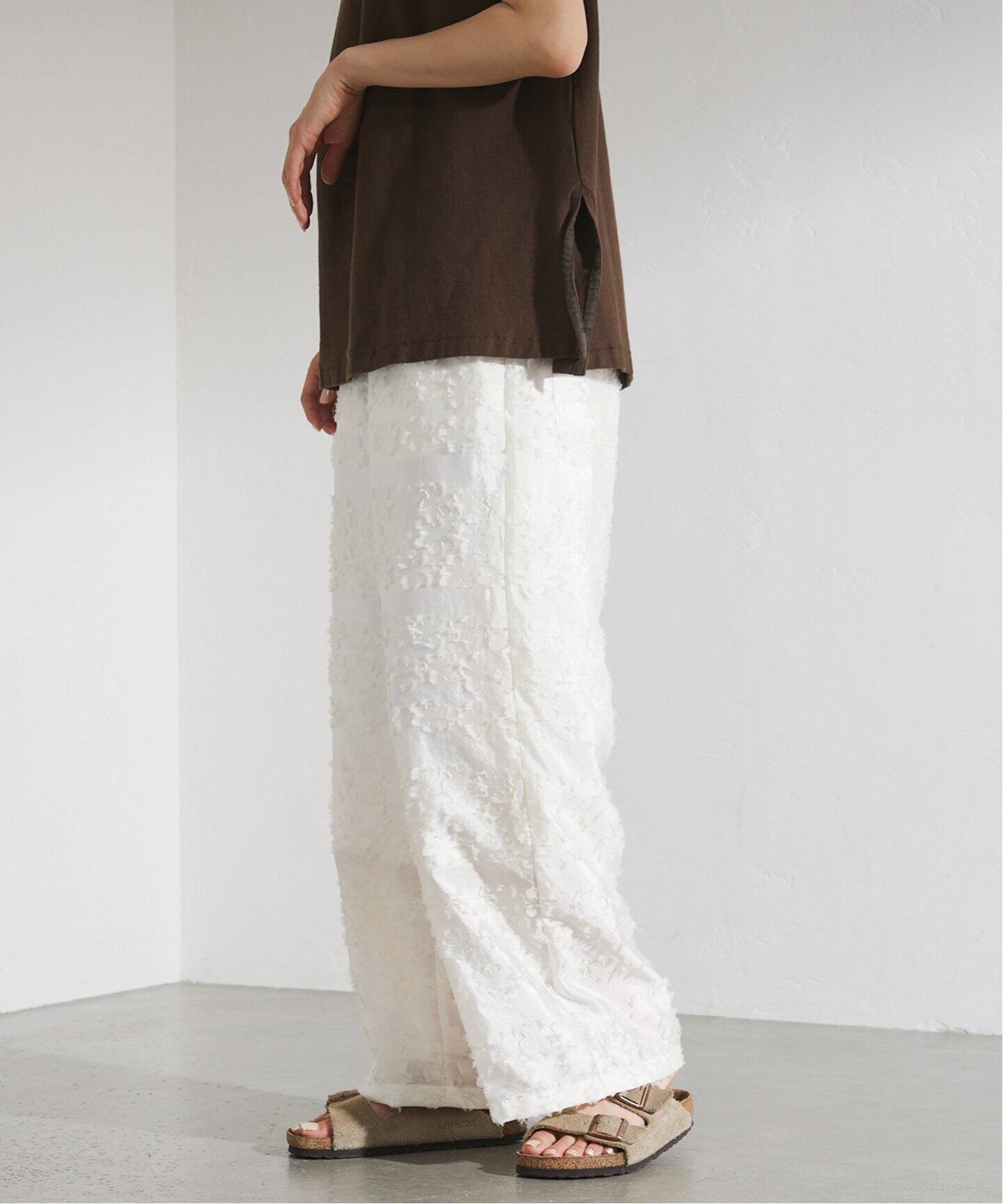 louren flower jacquard half pants Straight Fit Floral Jacquard