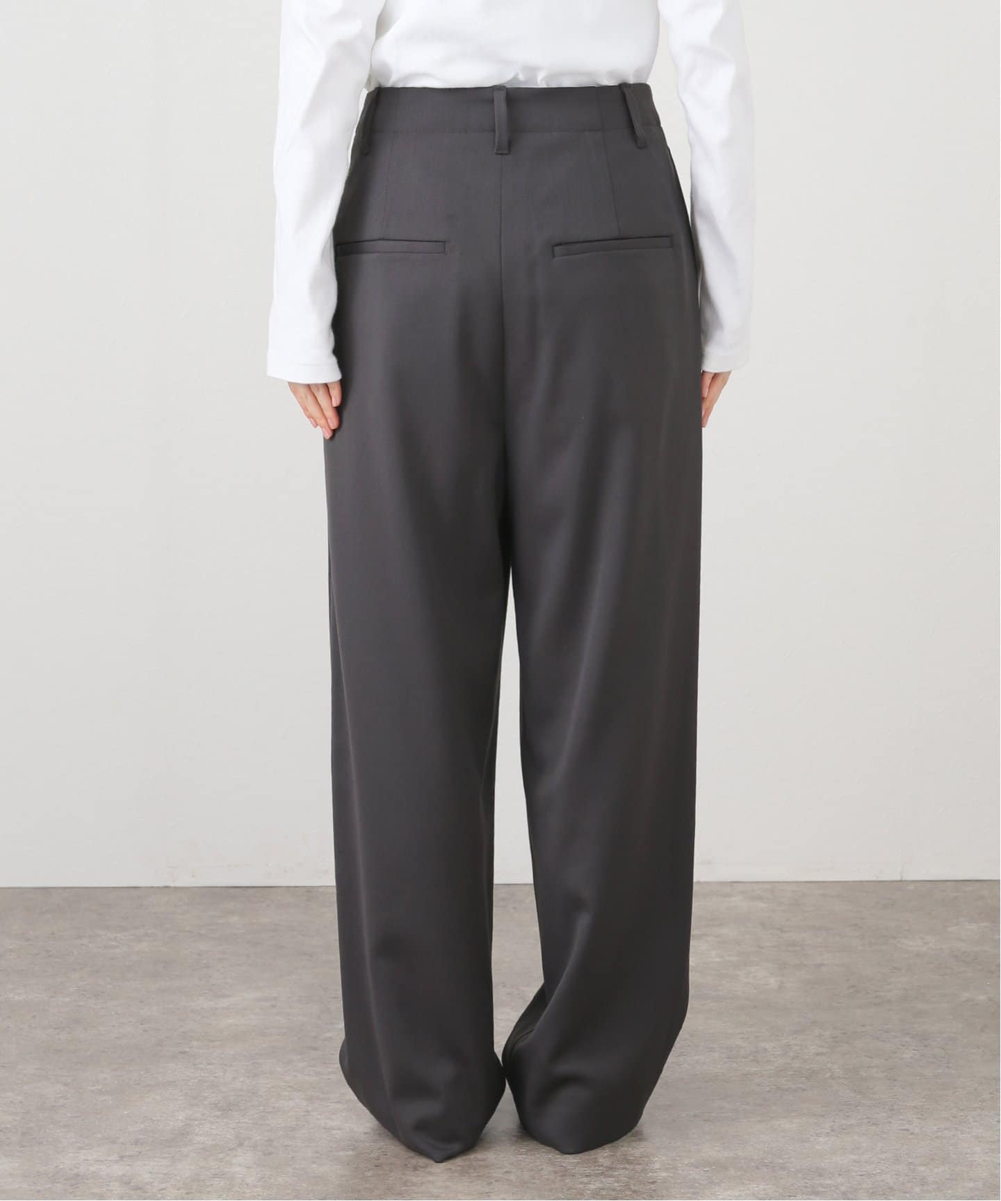 ウールMIXタックワイドテーパードパンツ（スラックス）｜FRAMeWORK