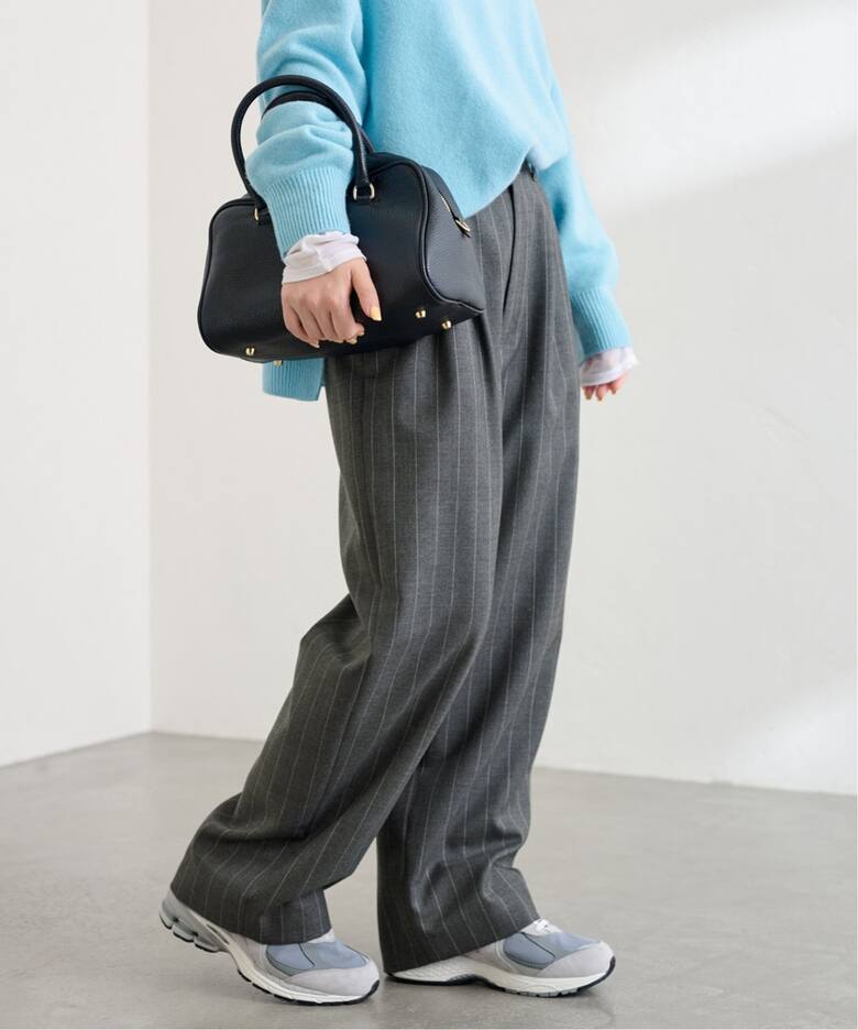 ウール100タックワイドテーパードパンツ（ストライプ）（スラックス