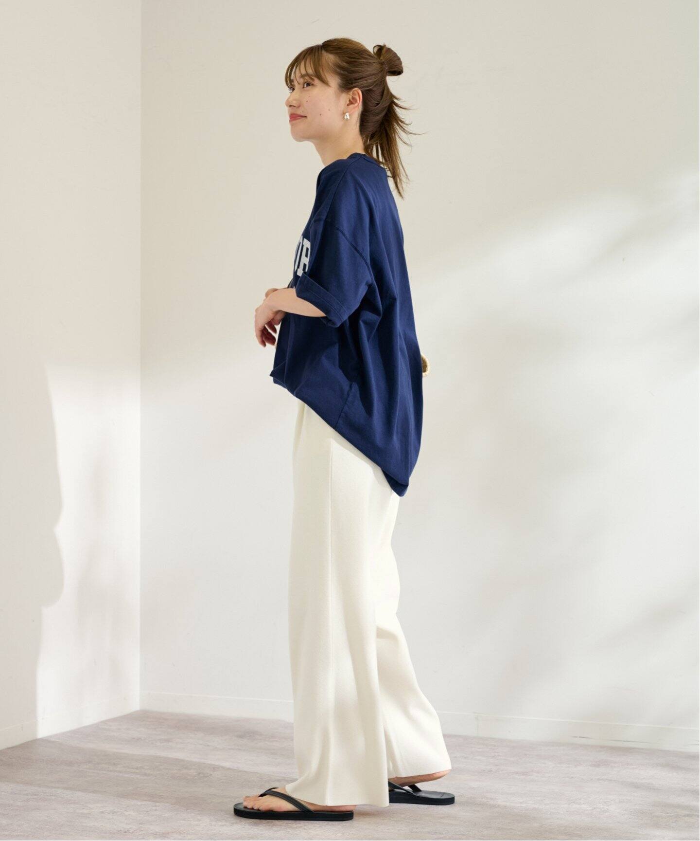 ハイツイストコットンタックパンツ（その他パンツ）｜FRAMeWORK  