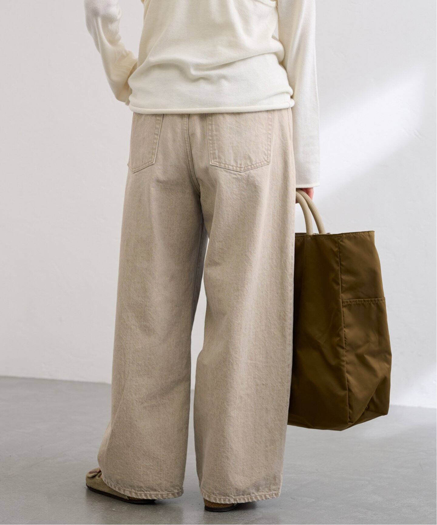 ブリーチデニムイージーパンツ（デニムパンツ・ジーンズ）｜FRAMeWORK