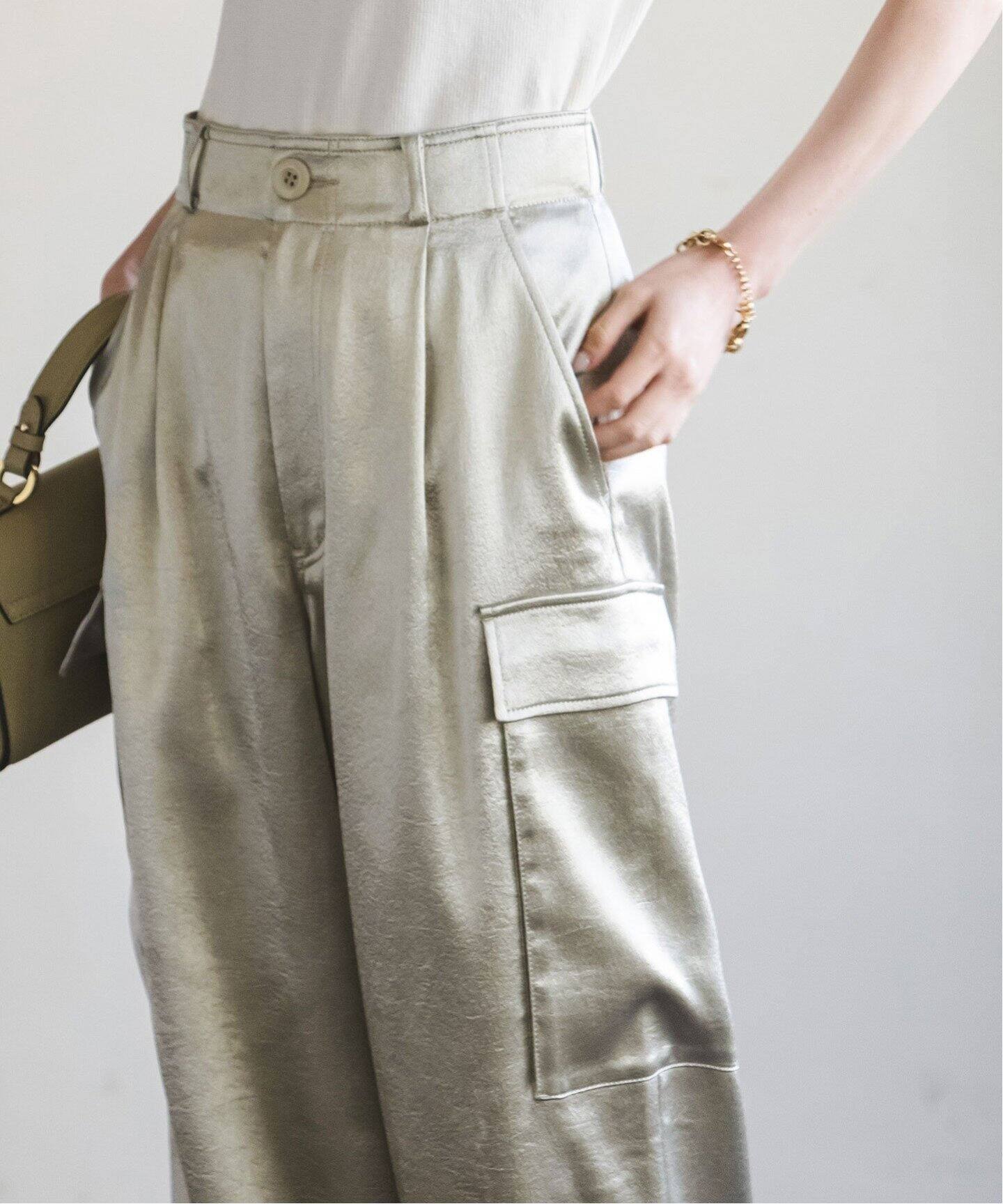 クレーターサテンカーゴパンツ（スラックス）｜NOBLE（ノーブル）の  