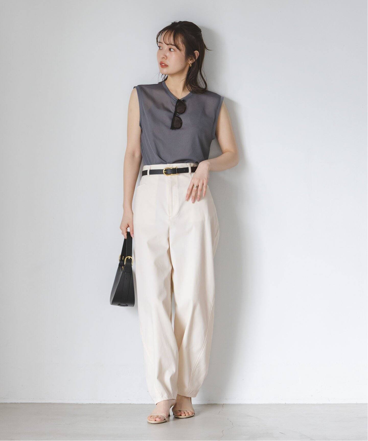一部店舗・WEB限定追加》カーブシルエットパンツ（チノパンツ）｜NOBLE 