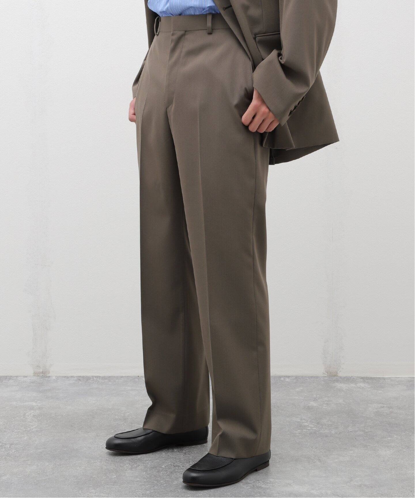 AURALEE (オーラリー) LIGHT WOOL MAX GABARDINE スラックス  