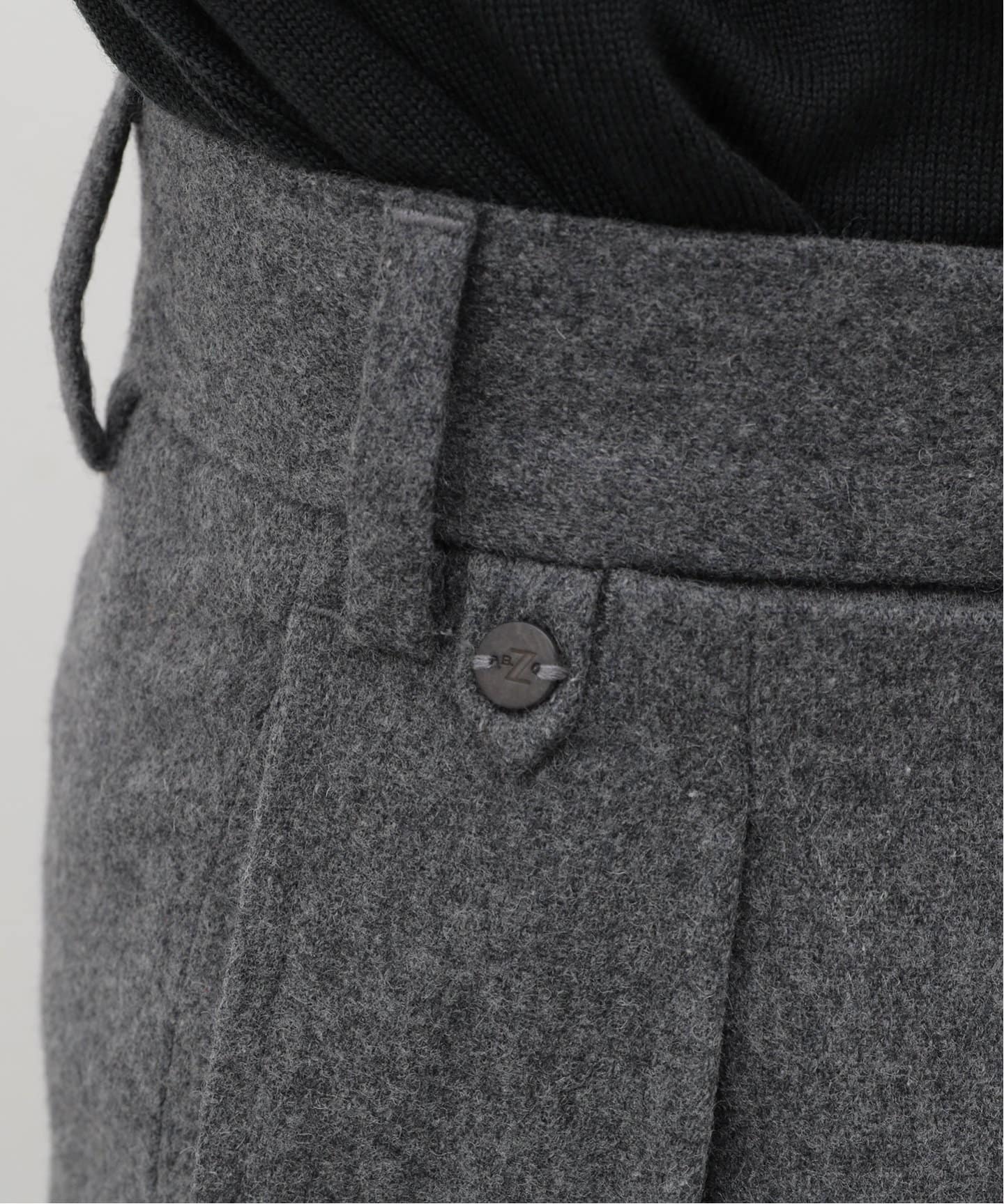【未使用】ZINS BAC J スラックス 40/30 グレー 未使用】ZINS BAC J スラックス 40/30 グレー - メルカリ