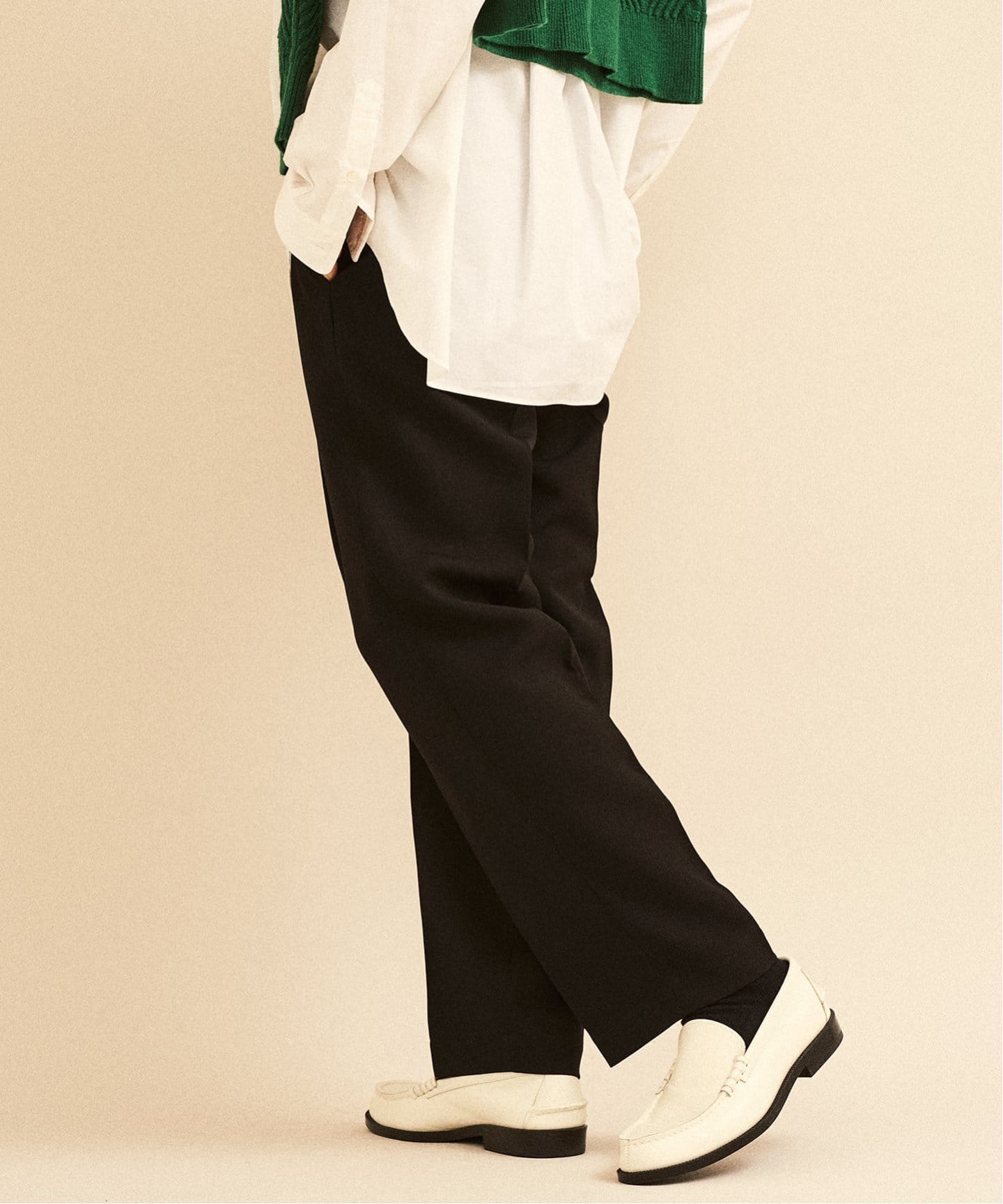 HYKE タックワイドデニムblack サイズ3 TWILL WIDE LEG JEANS | HYKE (Women)/ハイク | 三越