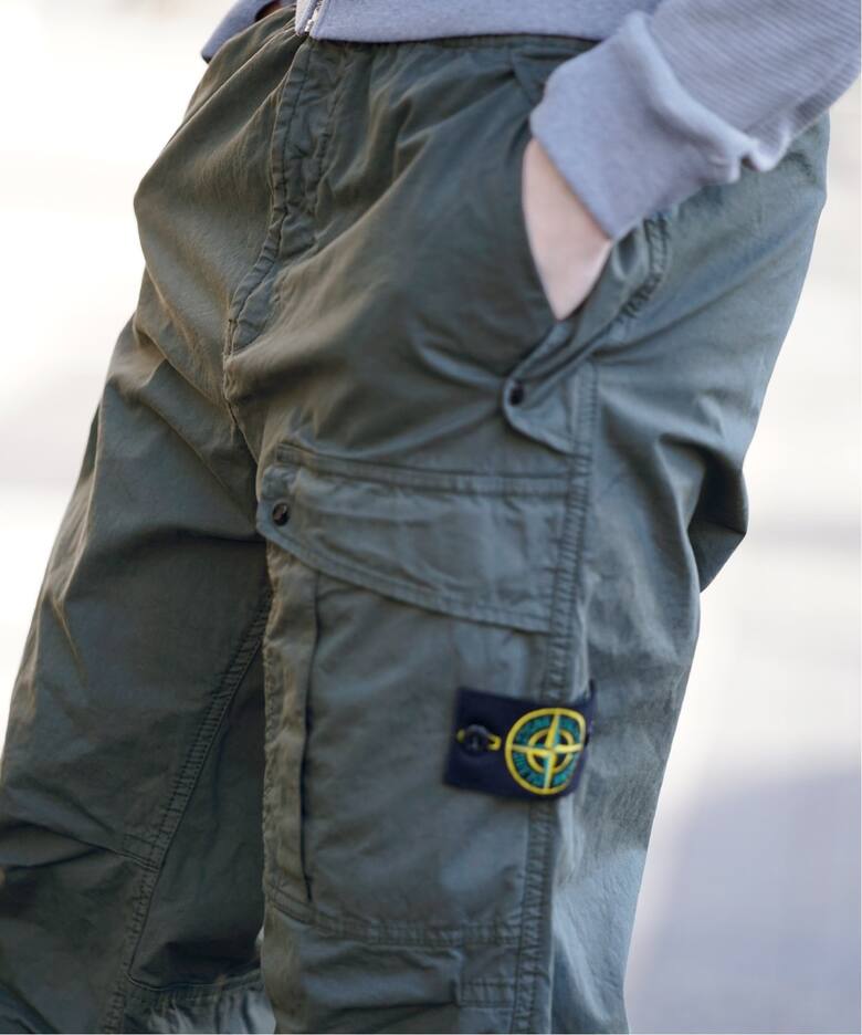 STONEISLAND / ストーンアイランド】カーゴパンツルーズ（カーゴパンツ 