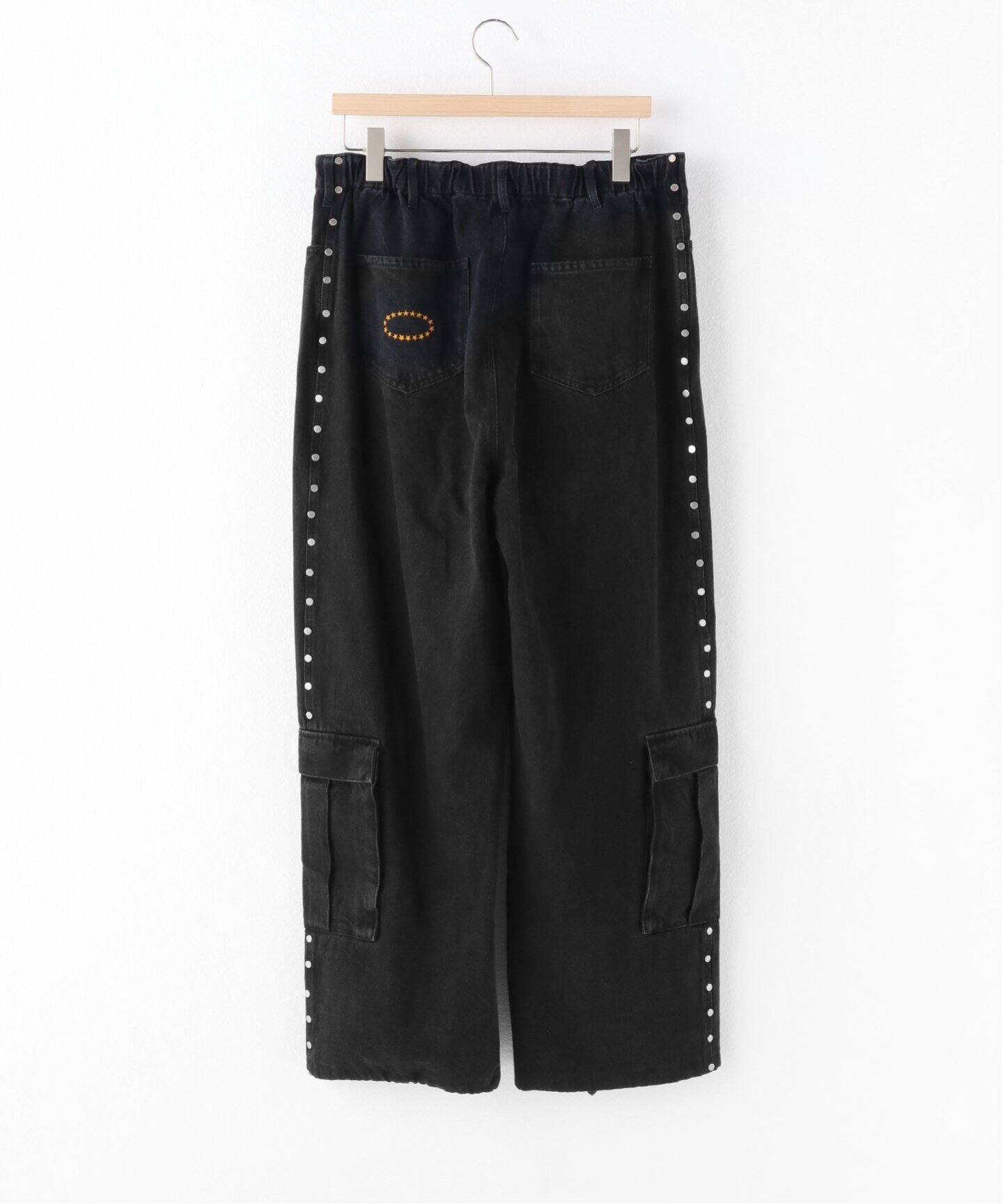 AFB / エーエフビー】STUDDED DENIM CARGO PANTS（デニムパンツ 