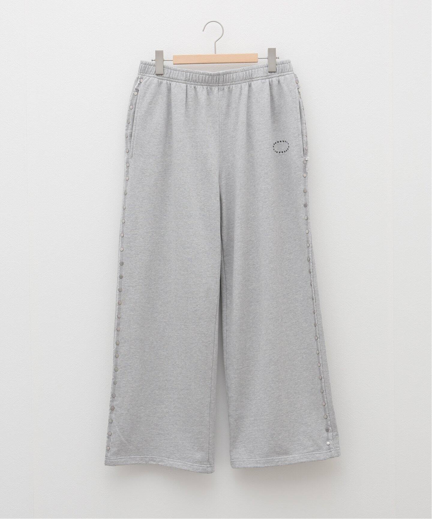 AFB / エーエフビー】STUDDED BAGGY SWEAT PANTS（スウェットパンツ 