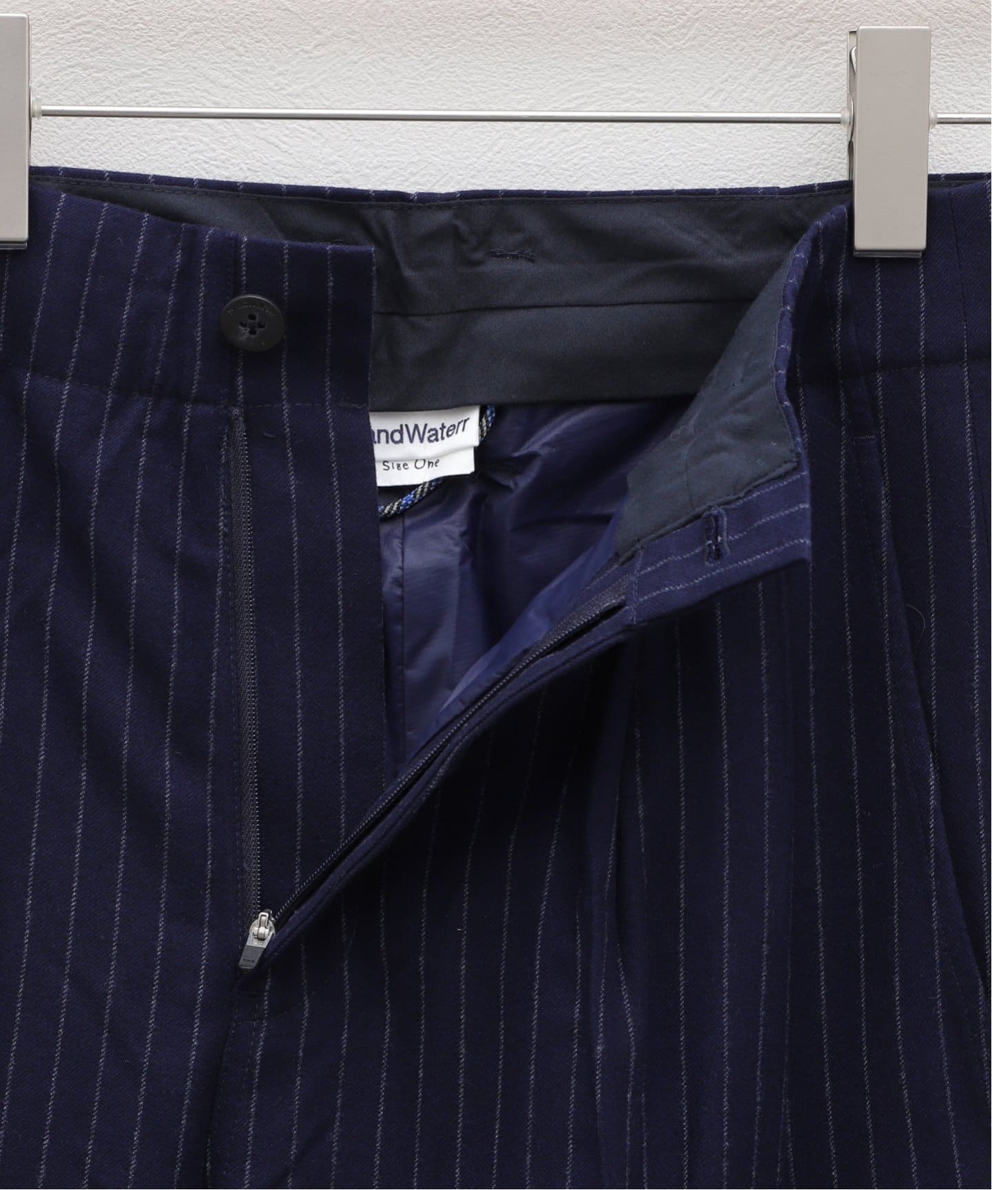 SandWaterr / サンドウォーター】RESEARCHED TUCK SLACKS / T/R