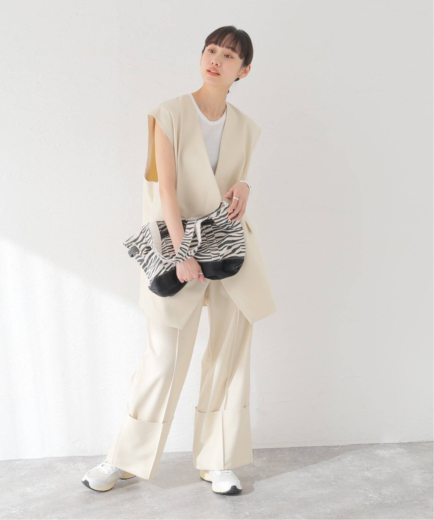 Uhr/ウーア】Cuffed Trousers：パンツ（その他パンツ）｜JOURNAL 