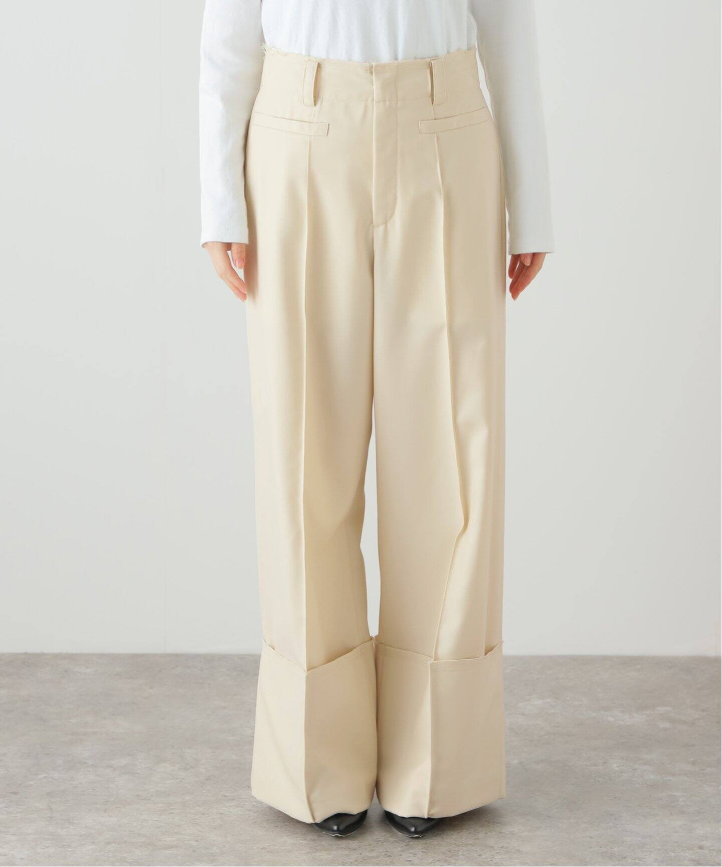 Uhr/ウーア】Cuffed Trousers：パンツ（その他パンツ）｜JOURNAL 