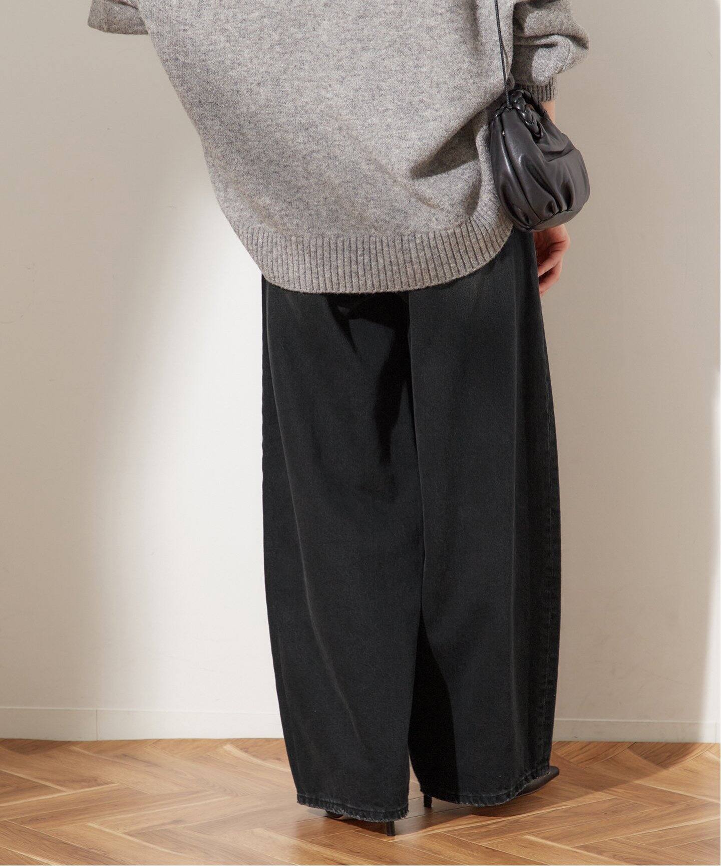 追加3》【HAIKURE/ハイクル】BETHANY MID BLACK asian fit：デニム 