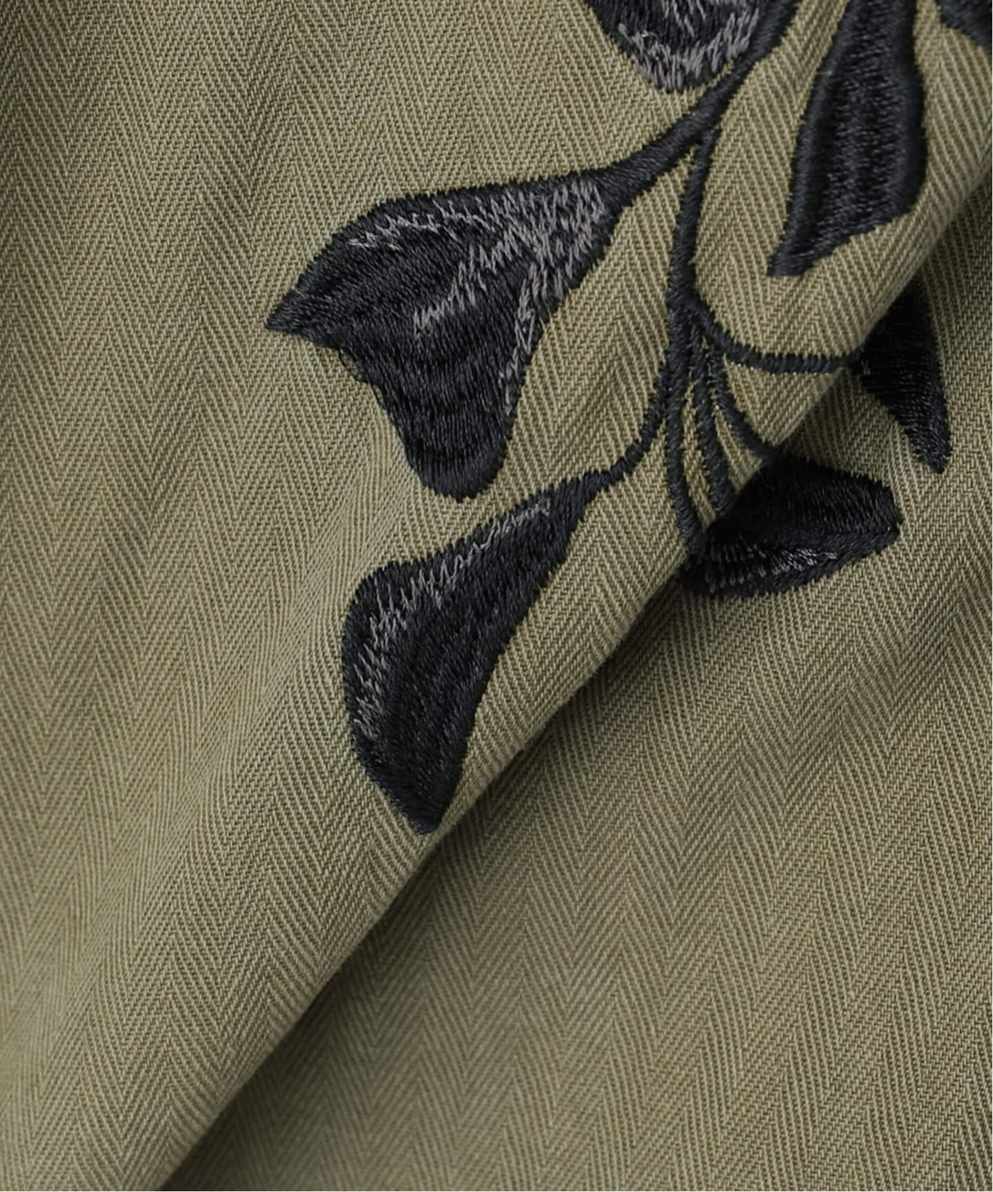 エンブロイダリーユーティリティオールインワン（つなぎ