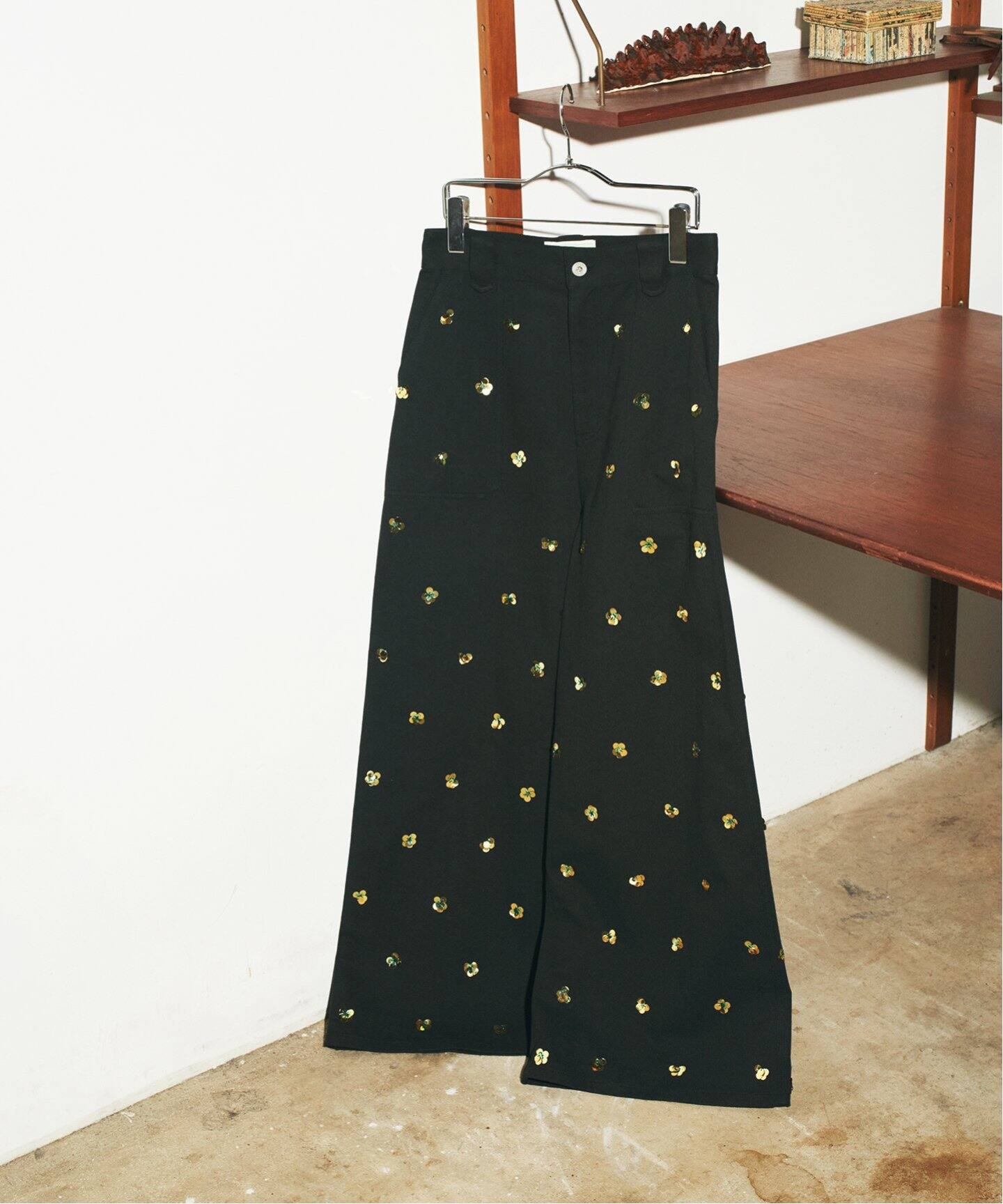  Jsパンモロ YOU LOOK GOOD×JS】ソフトチノスパンコールパンツ（チノパンツ）｜JOURNAL  STANDARD（ジャーナルスタンダード）の通販｜BAYCREW'S STORE