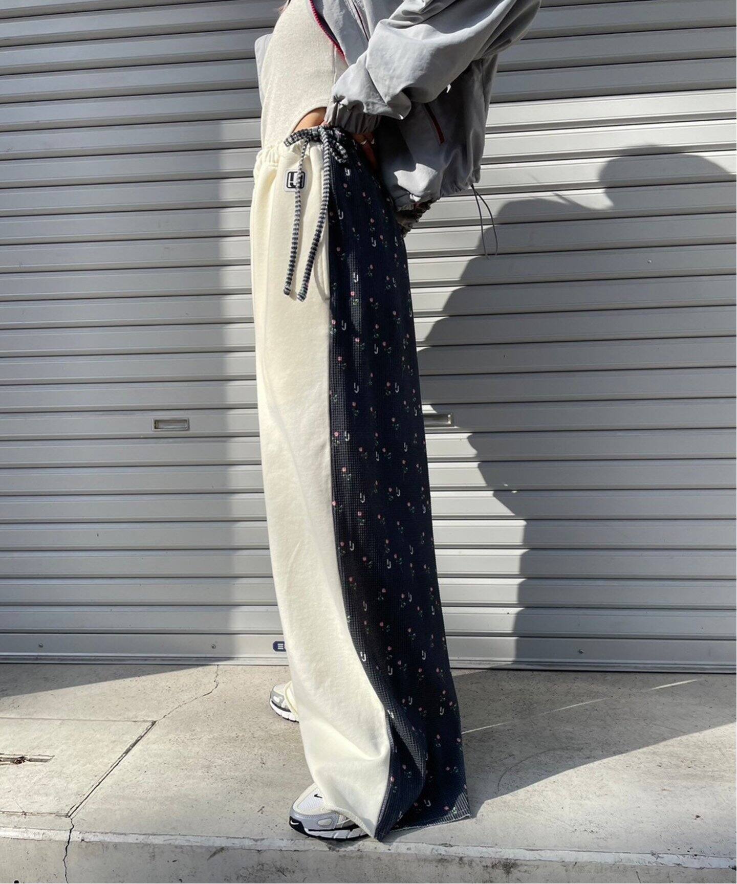 irojikake/イロジカケ】 Rose pants：パンツ（その他パンツ）｜Oriens 