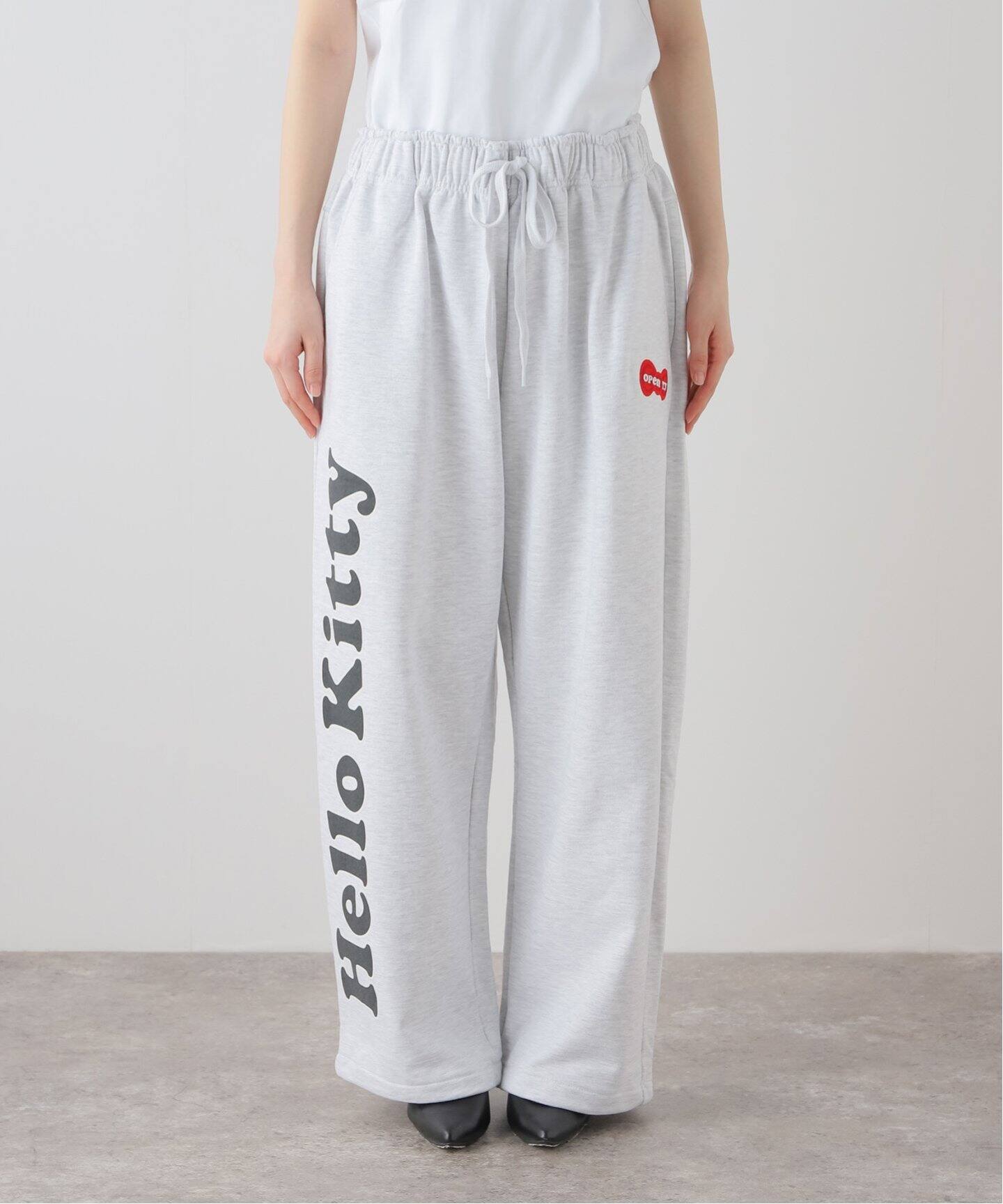 OPEN YY×Hello Kitty】YY ROUNDING TRACK PANTS：パンツ  