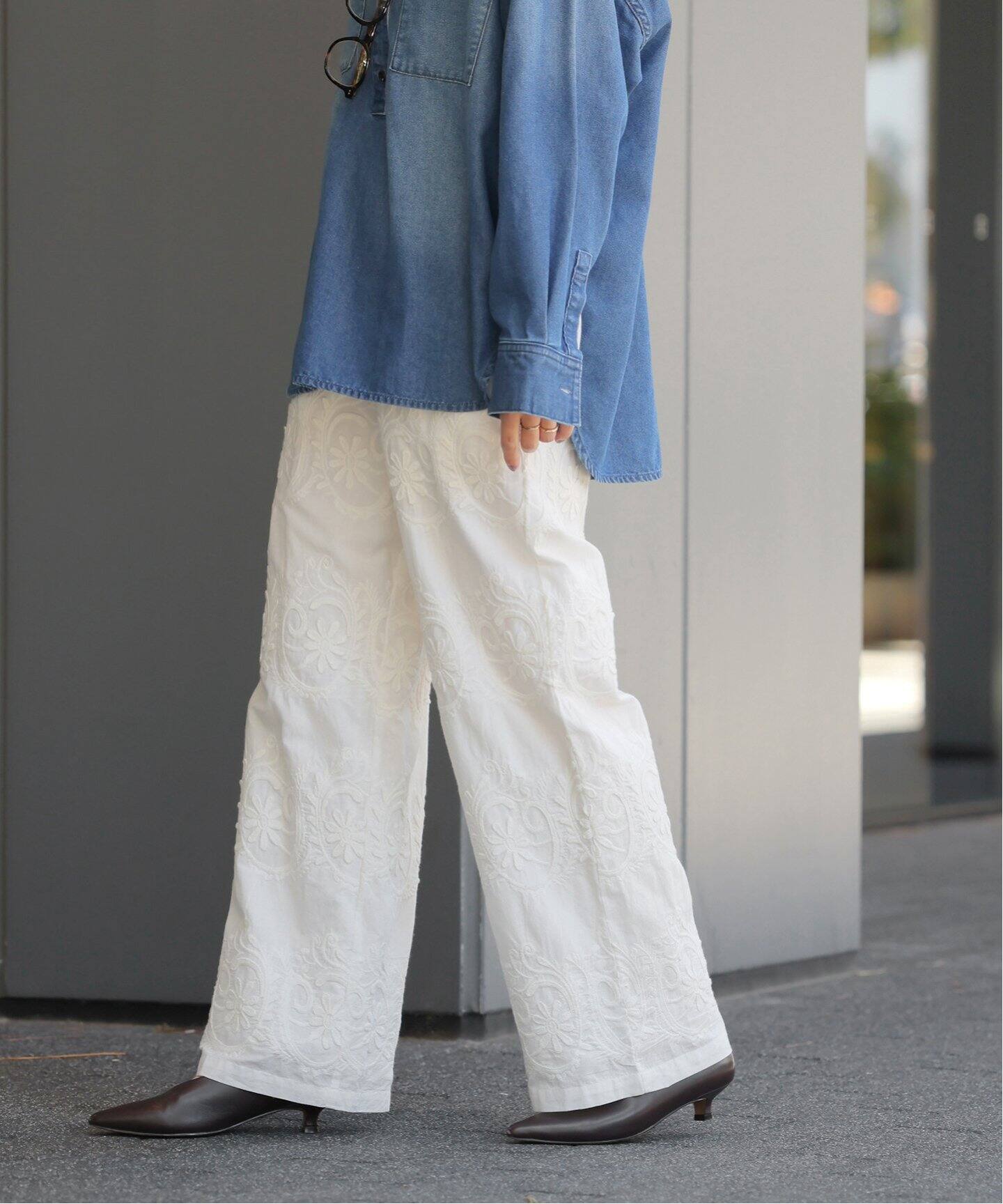 モチーフエンブロイダリーイージーパンツ（その他パンツ）｜JOURNAL 