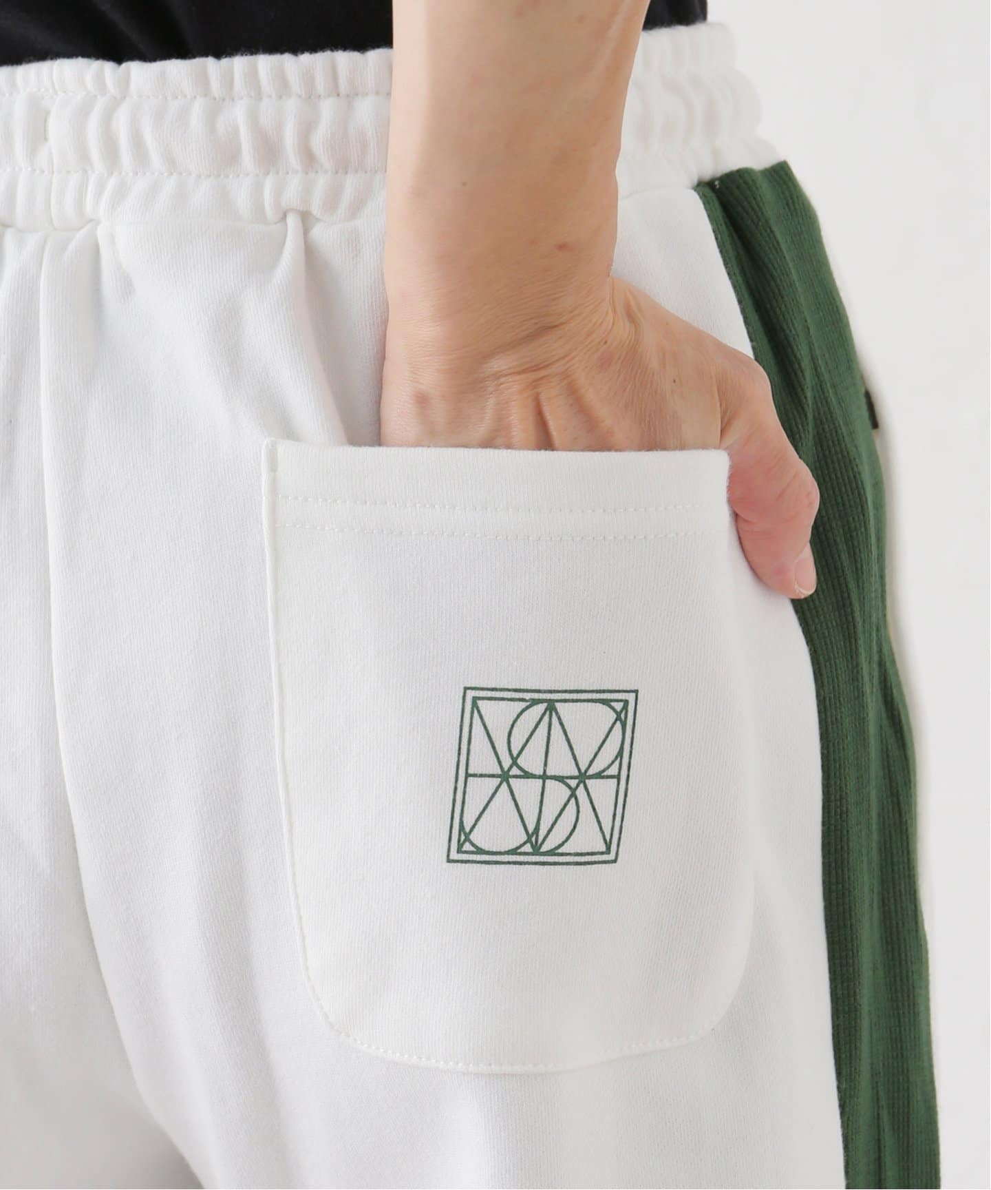 ARAMINTA JAMES/アラミンタ ジェームスMONOGRAM TANK ARAMINTA JAMES/アラミンタ ジェームスMONOGRAM TANK | ノーブル(Noble