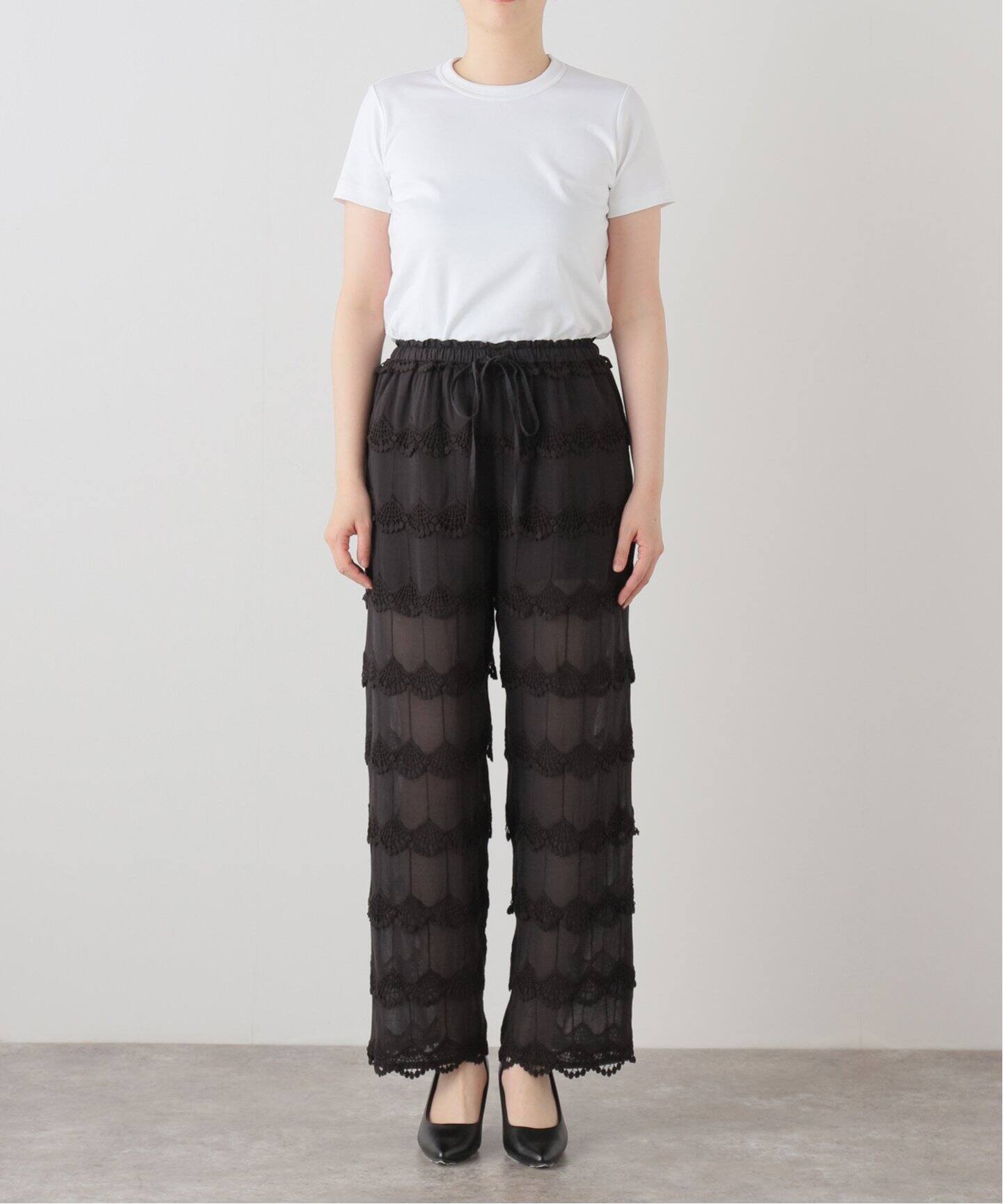 crinkle crinkle crinkle】3D peacock embroidery pants：パンツ  