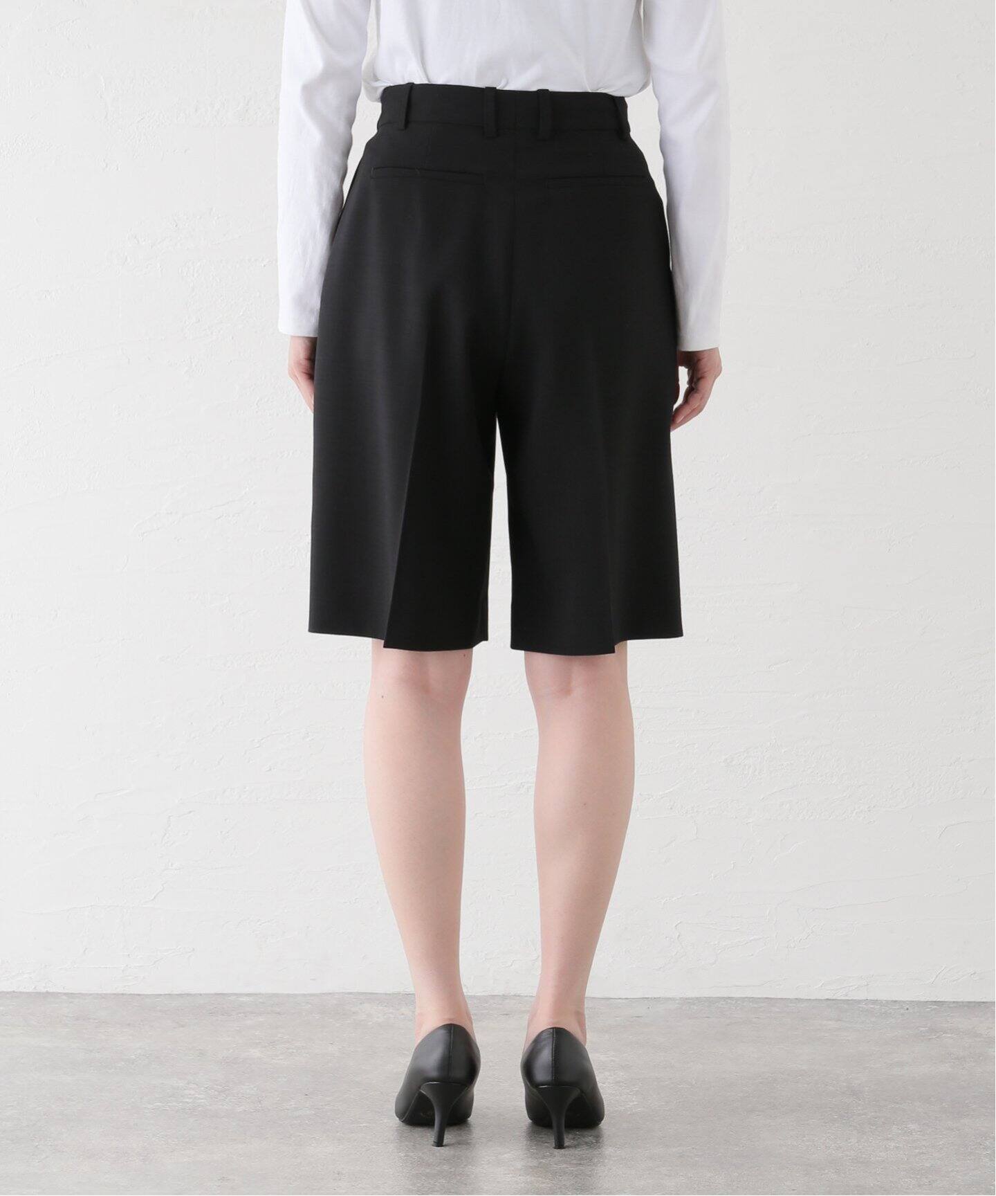 LA COLLECTION】 FRANKIE ショートパンツ 36 MUSE 