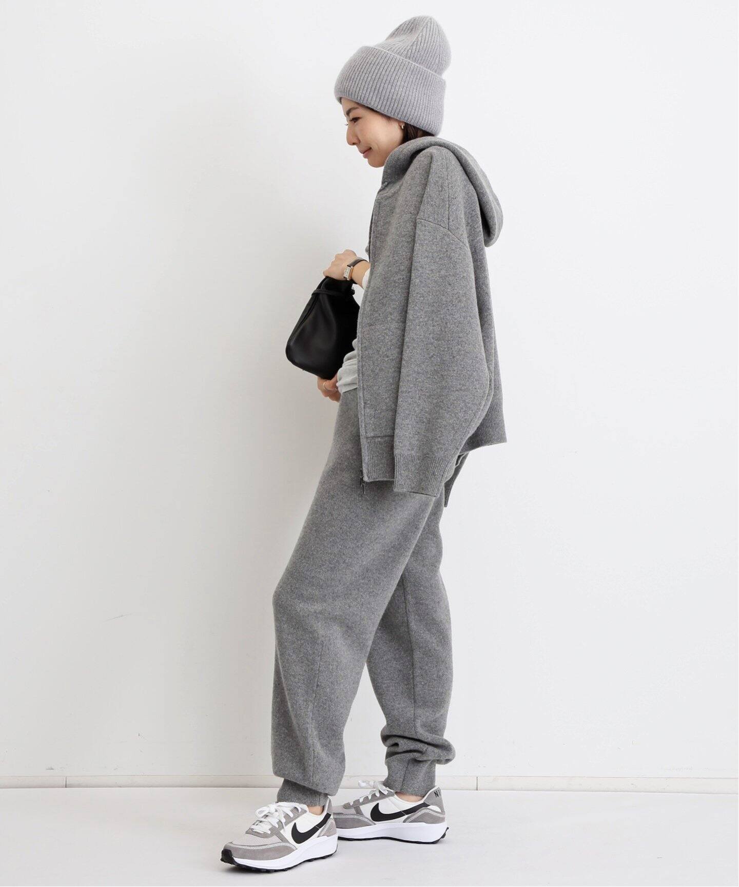 GRAY KNIT JOGGER PANTS（その他パンツ）｜L 