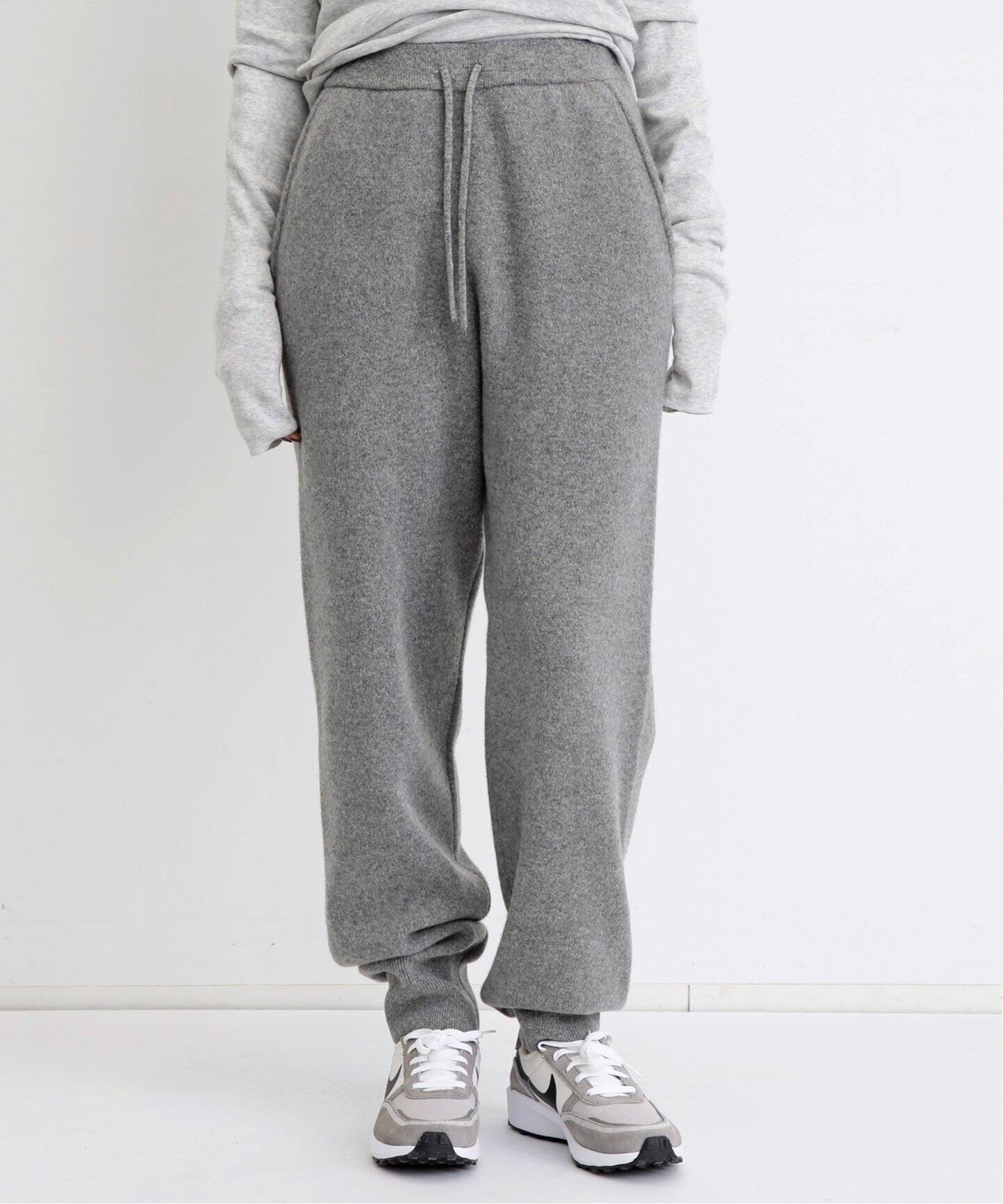 GRAY KNIT JOGGER PANTS（その他パンツ）｜L 
