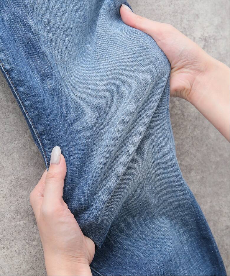 DSQUARED2/ディースクエアード】 Medium Waist Flare Jean（デニム 