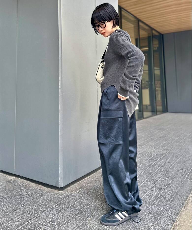 ミニマルサテンカーゴパンツ（カーゴパンツ）｜AP STUDIO（エーピー  