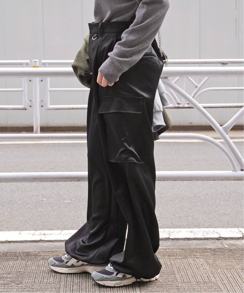 ミニマルサテンカーゴパンツ（カーゴパンツ）｜AP STUDIO（エーピー  