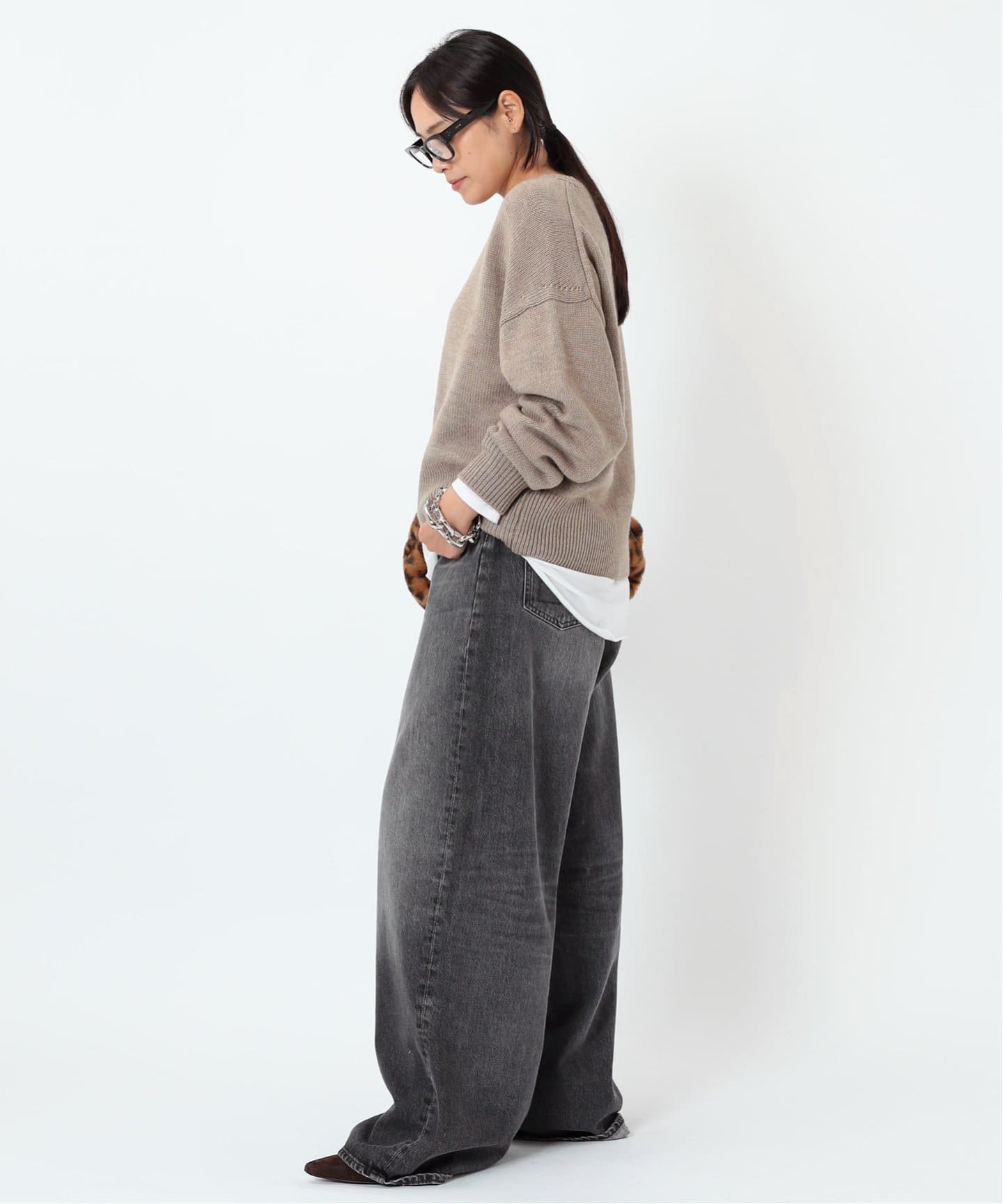 teurn studio スラックス