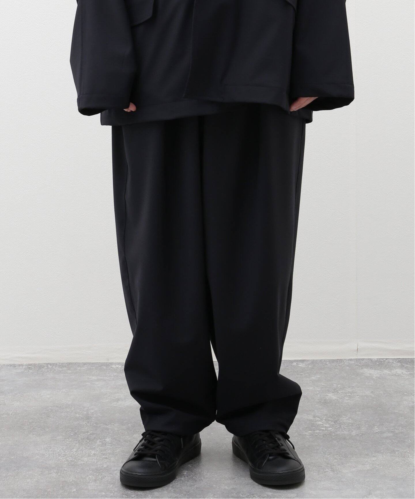 UNTRACE / アントレース】WASHABLE TROPICAL TAPERED PANTS（その他 