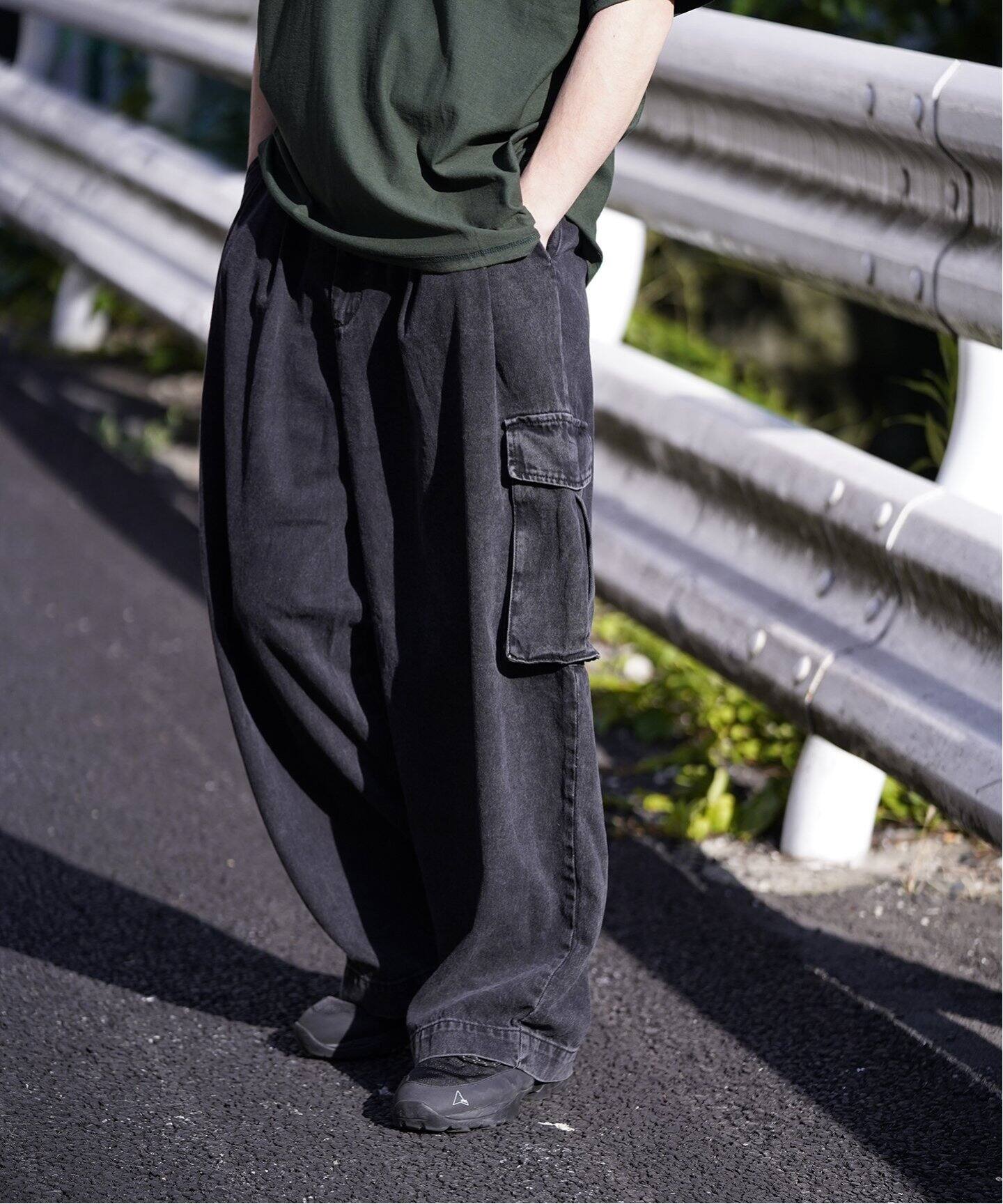 WILLY CHAVARRIA / ウィリー チャバリア】DENIM CARGO POCKET PANTS 