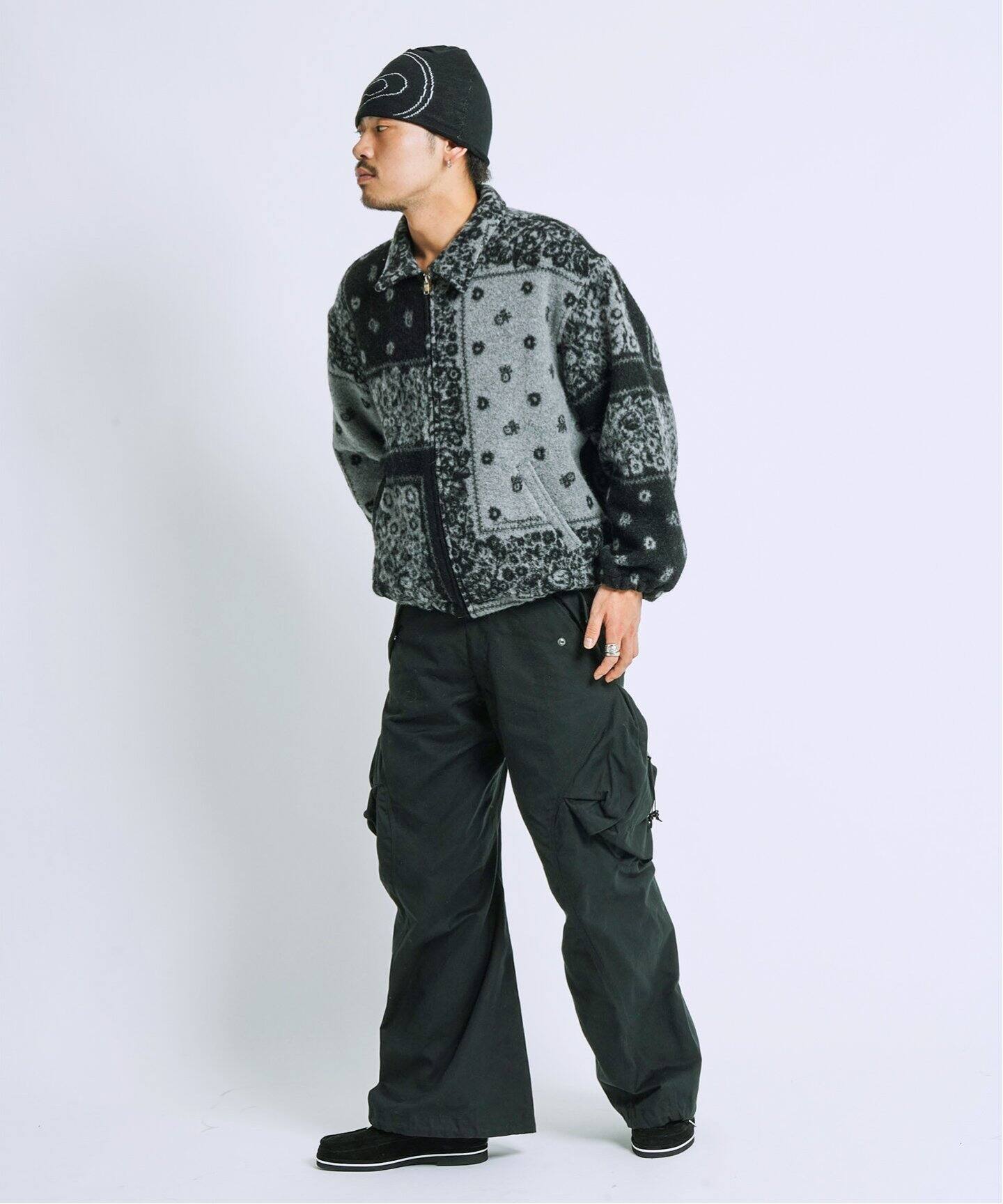 NVRFRGT / ネヴァーフォーゲット】3D TWISTED CARGO PANTS（カーゴ  
