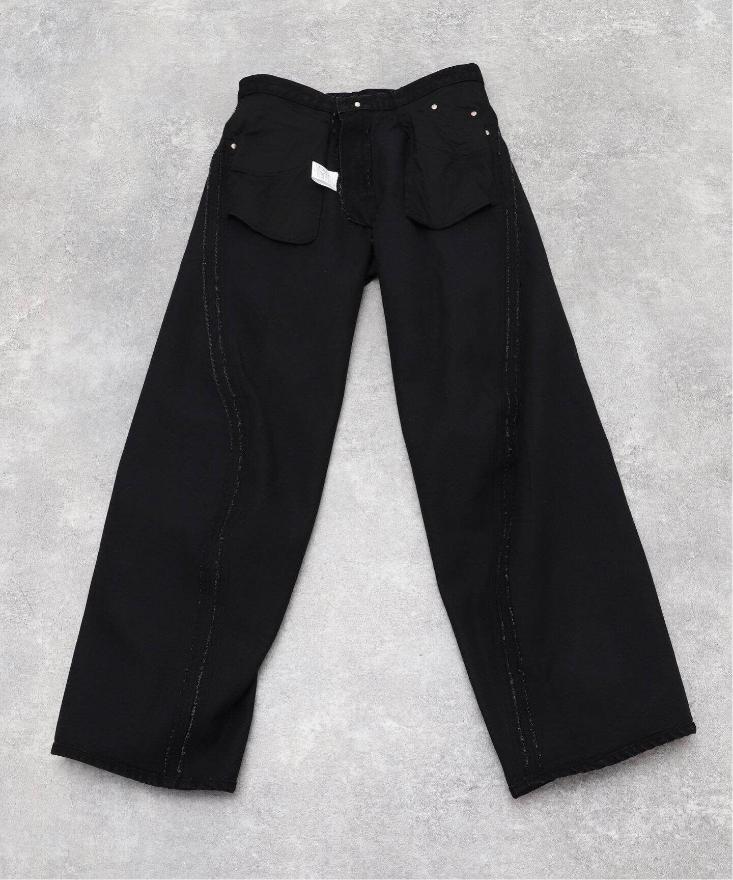 NVRFRGT / ネヴァーフォーゲット】3D TWISTED WIDE LEG JEANS F.BLK 
