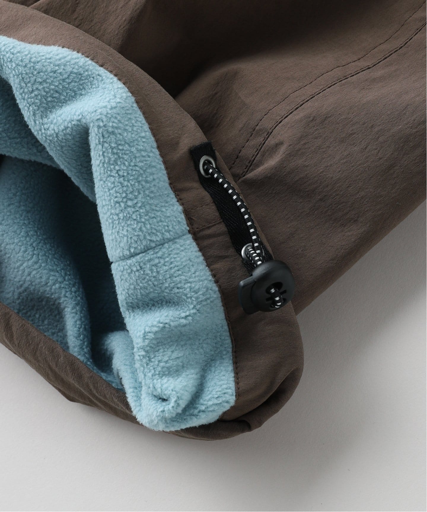 WHIMSY / ウィムジー × Circles ナイロンユーティリティ トラック