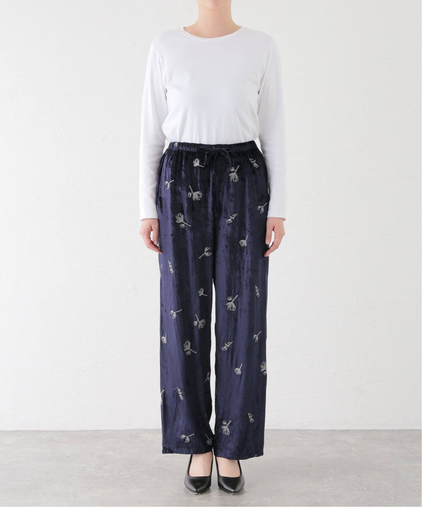 TODAYFUL / トゥデイフル Embroidery Velour Pants（その他パンツ 