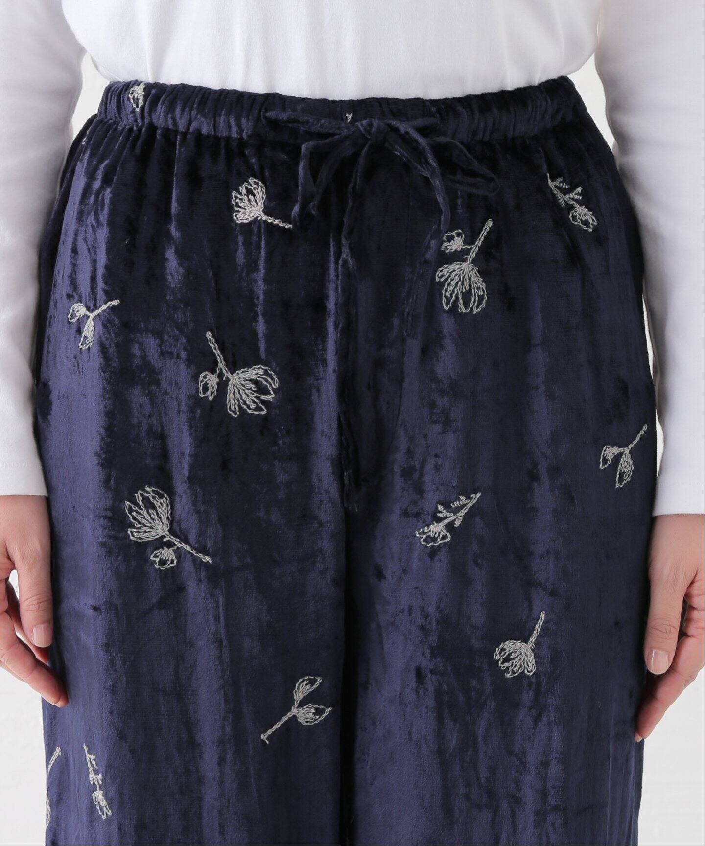 TODAYFUL / トゥデイフル Embroidery Velour Pants（その他パンツ 