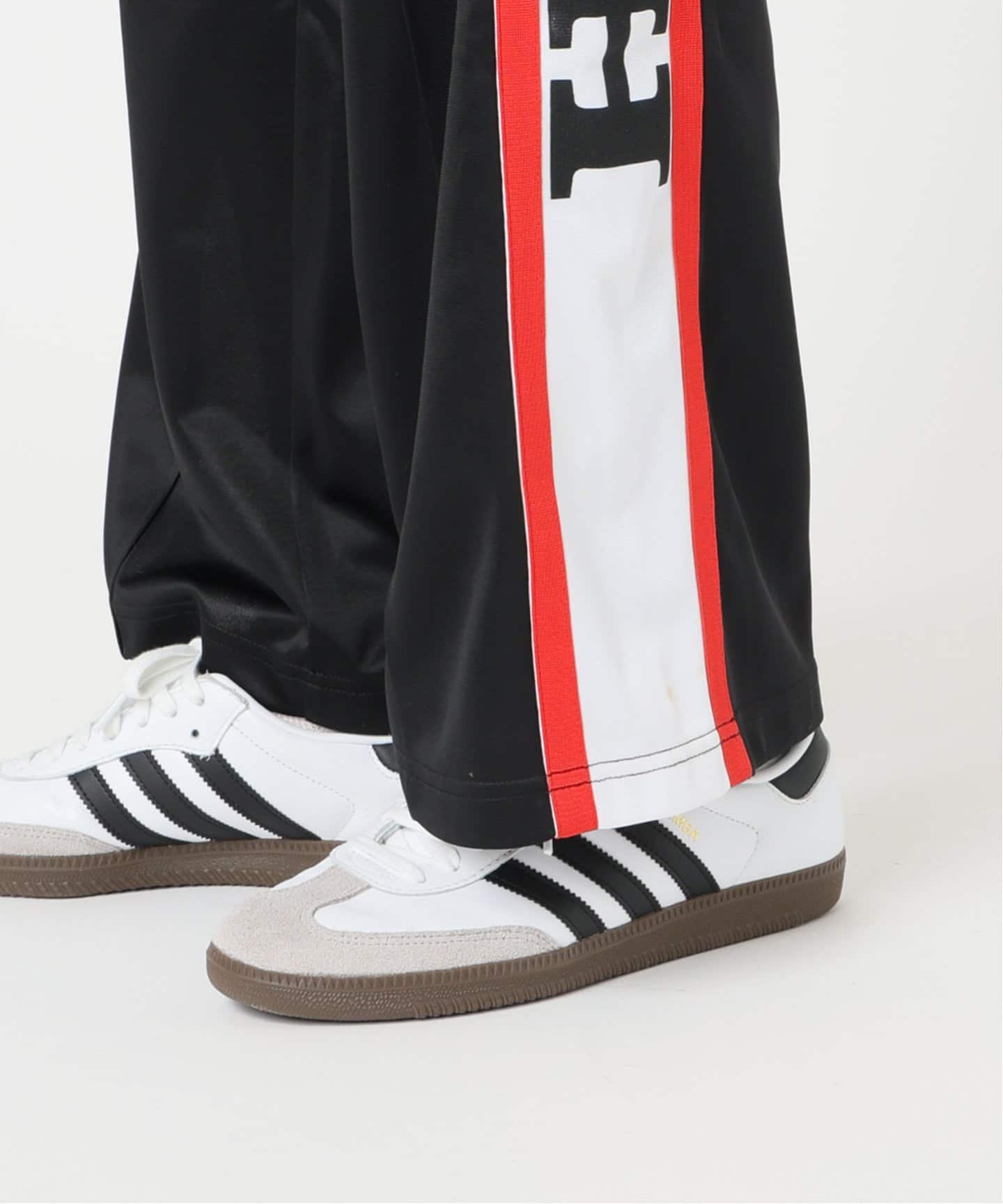 ✴️【BTSJ】炎のトラックパンツ ボディコンバット 黒 Ｌ Mitchell & Ness COLOR BLOCKED TRACK PANTS CBU BLACK