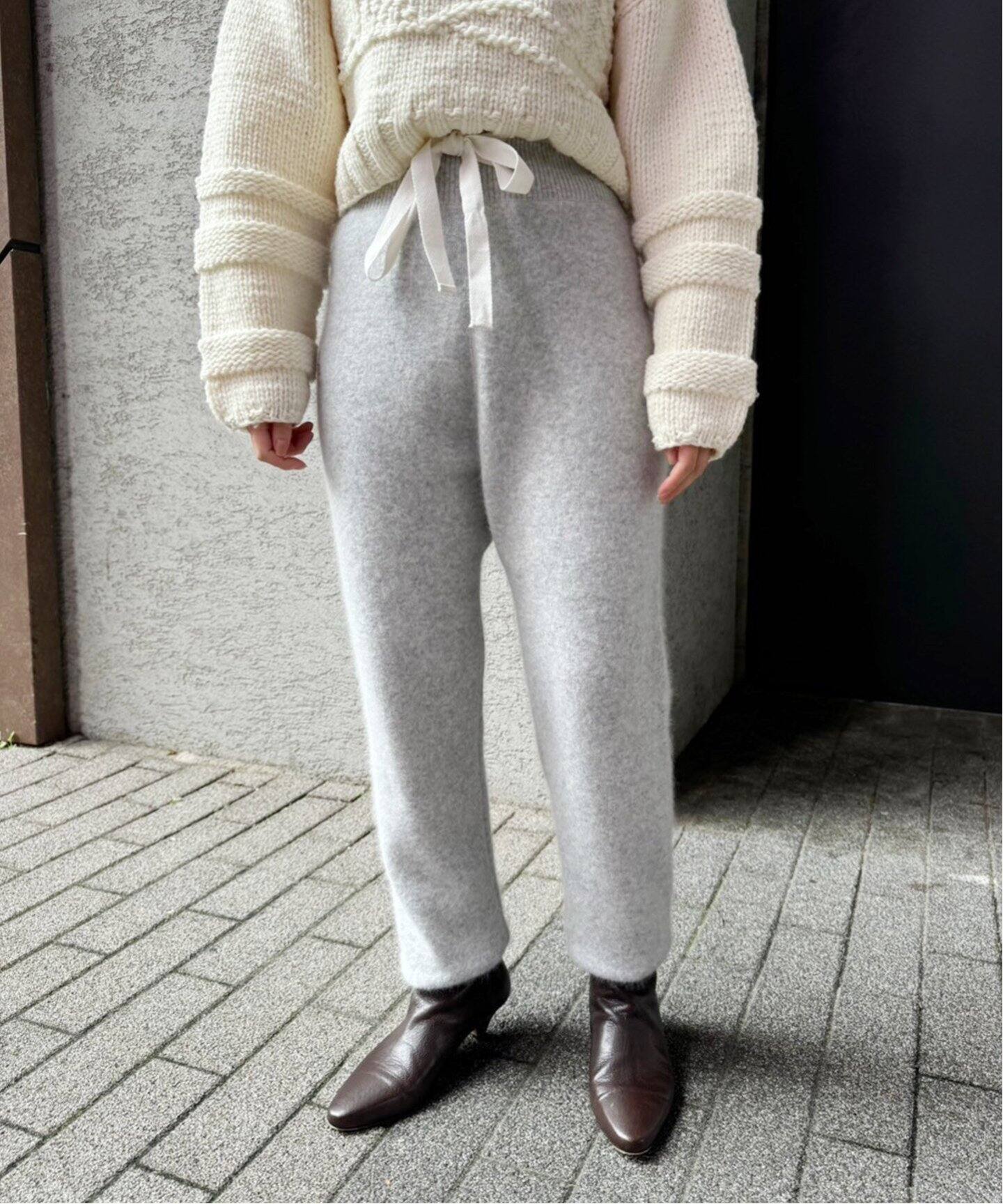 タグ付き新品 petite LULU アンゴラMIXパンツ グレー 追加》petite LULU アンゴラMIXニットパンツ（その他パンツ）｜EDIT