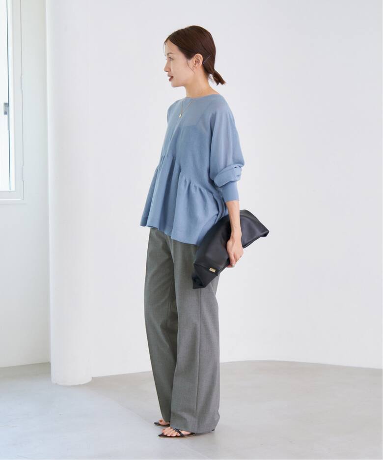 ウーステッドトロ セミフレアパンツ（スラックス）｜IENA（イエナ）の  