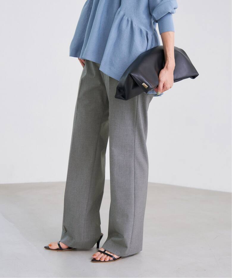 ウーステッドトロ セミフレアパンツ（スラックス）｜IENA（イエナ）の  