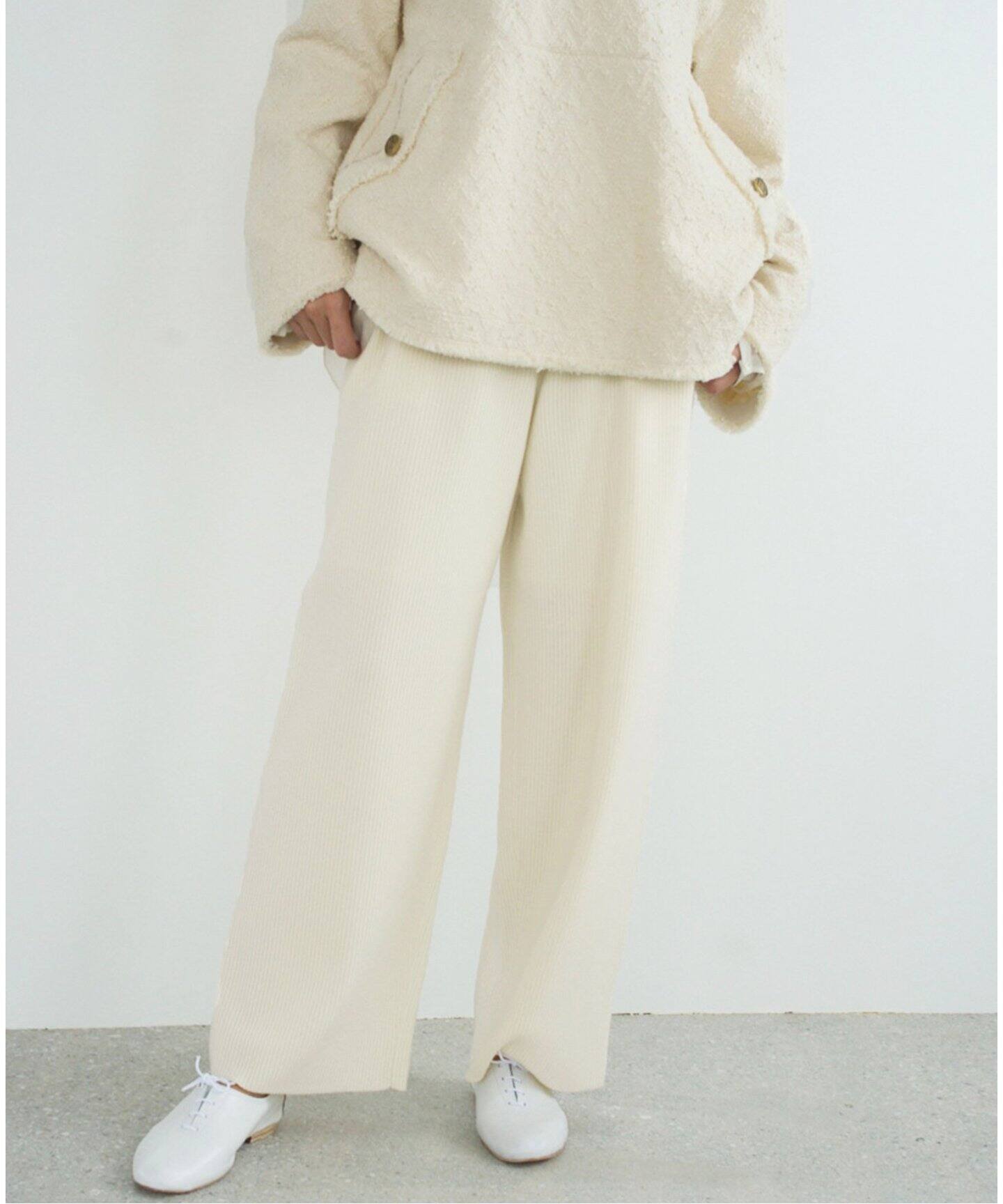 IENA Sn.WEEKEND リブ　ニットパンツ　グレー38 IENA Sn.WEEKEND リブ ニットパンツ グレー38 シルキーニット