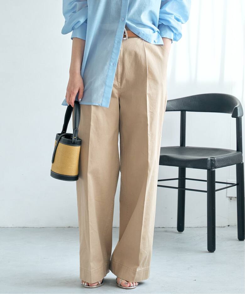 チノタックワイドパンツ（チノパンツ）｜IENA（イエナ）の通販  