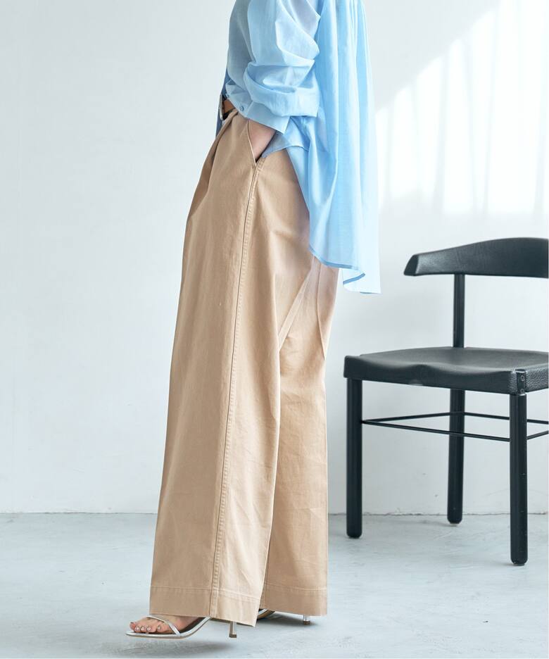 チノタックワイドパンツ（チノパンツ）｜IENA（イエナ）の通販  