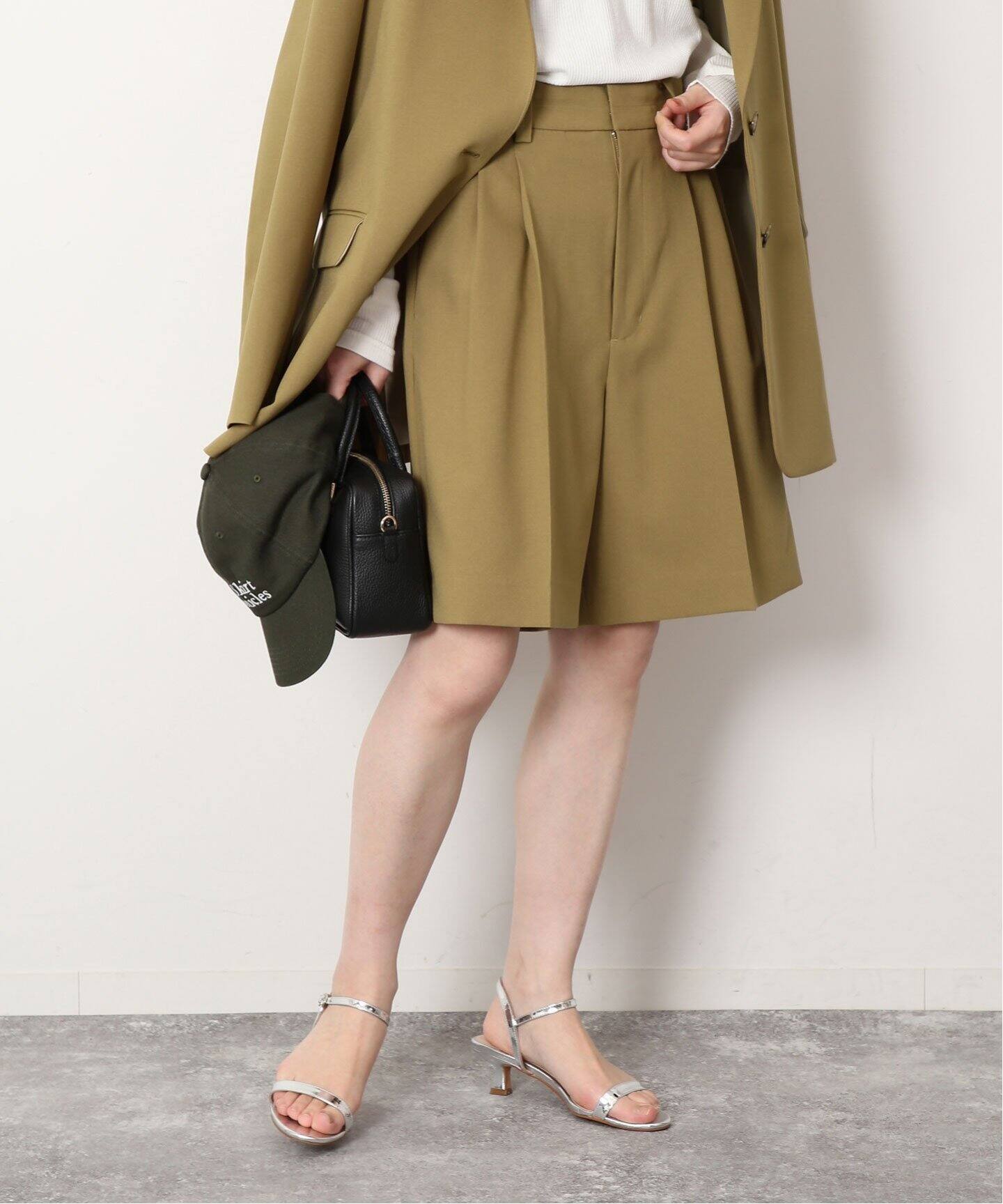 ドライポリ2タックキュロット（ショート・ハーフパンツ）｜SLOBE IENA  