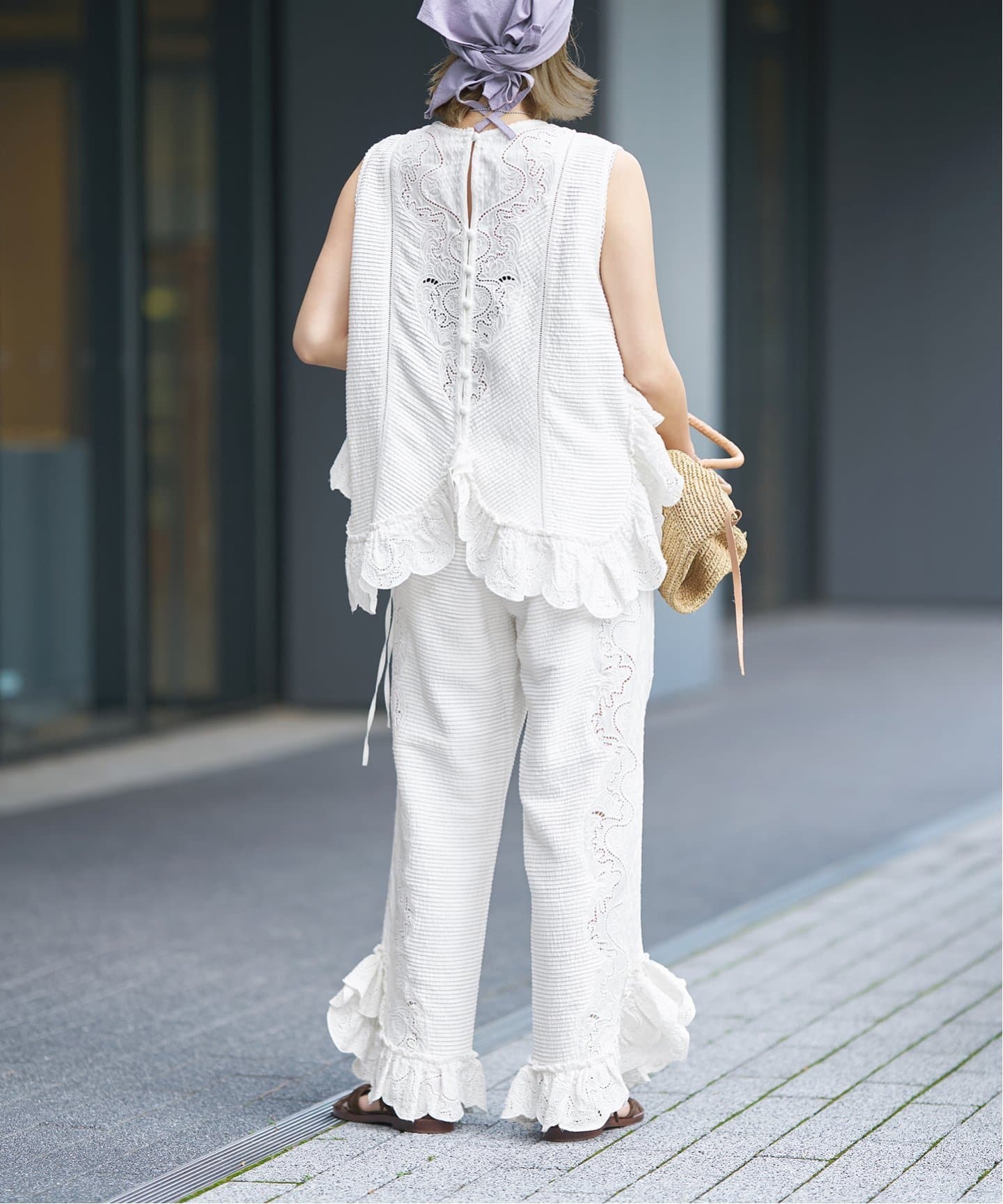 IENA LA BOUCLE ピンタックレースパンツ（スラックス）｜IENA（イエナ