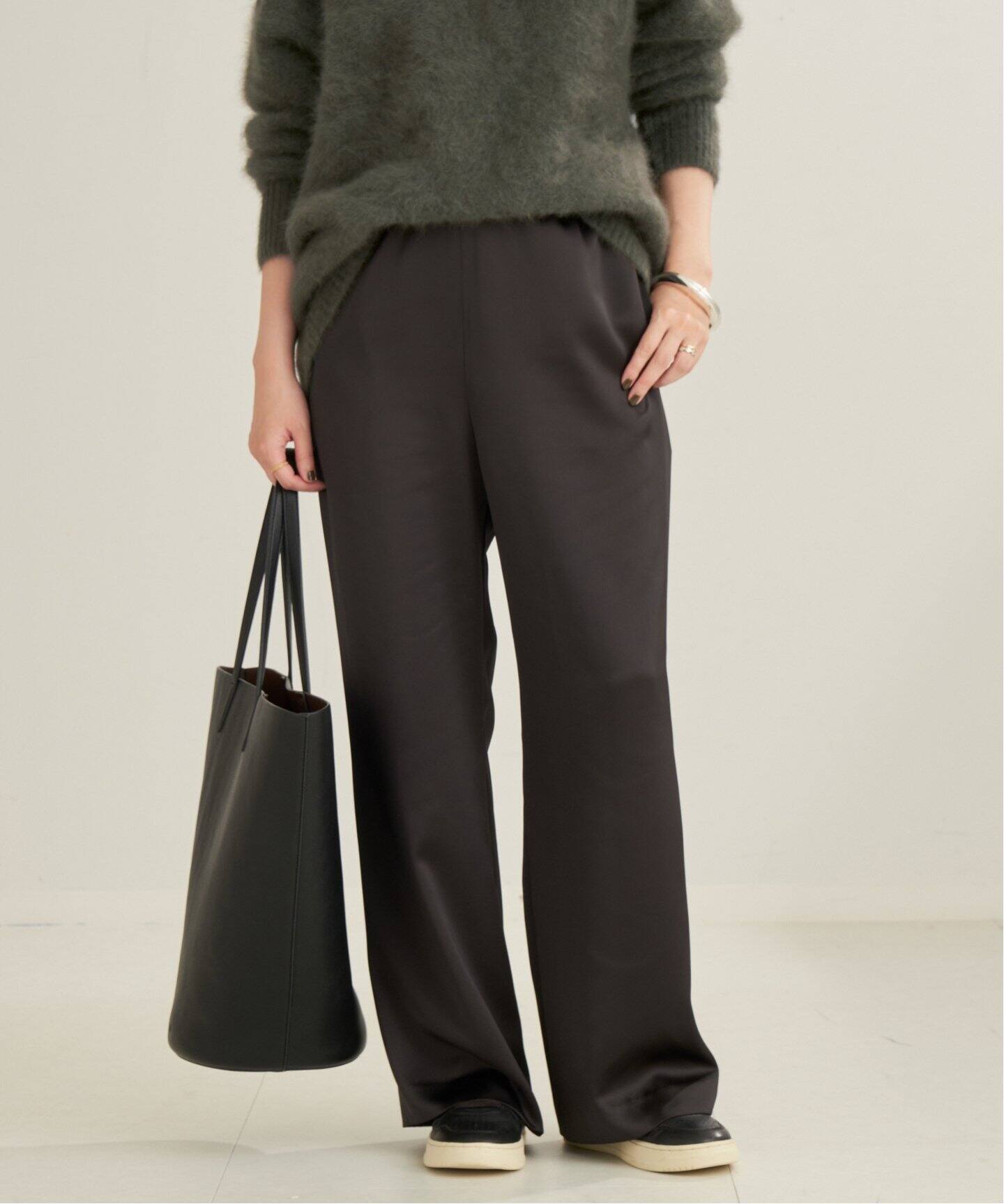 Plage プラージュ　Satin Relaxパンツ　ブラック　美品 追加》Satin Relax パンツ（その他パンツ）｜Plage（プラージュ