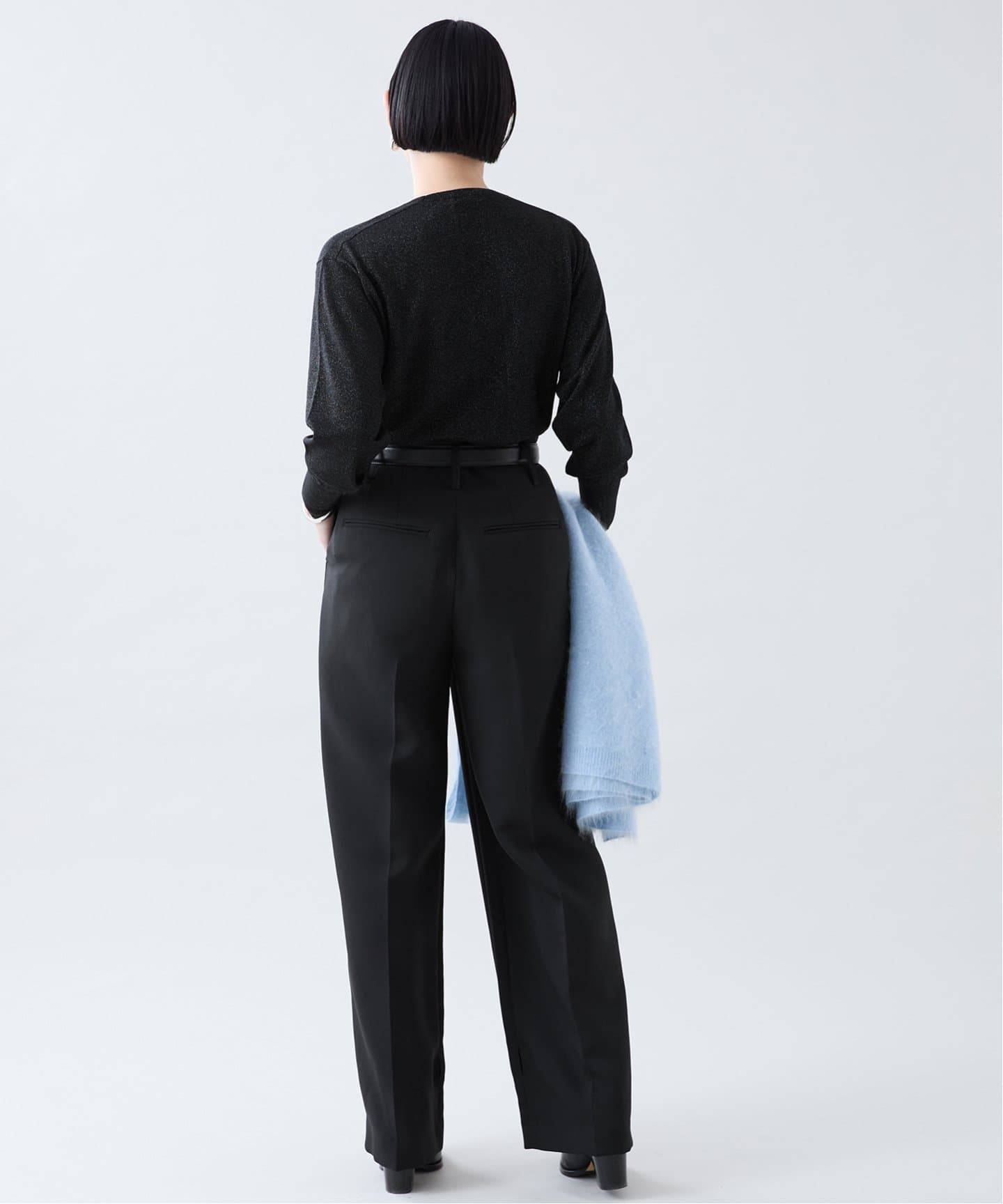 裾ベルトタックパンツ（スラックス）｜VERMEIL par iena（ヴェルメイユ