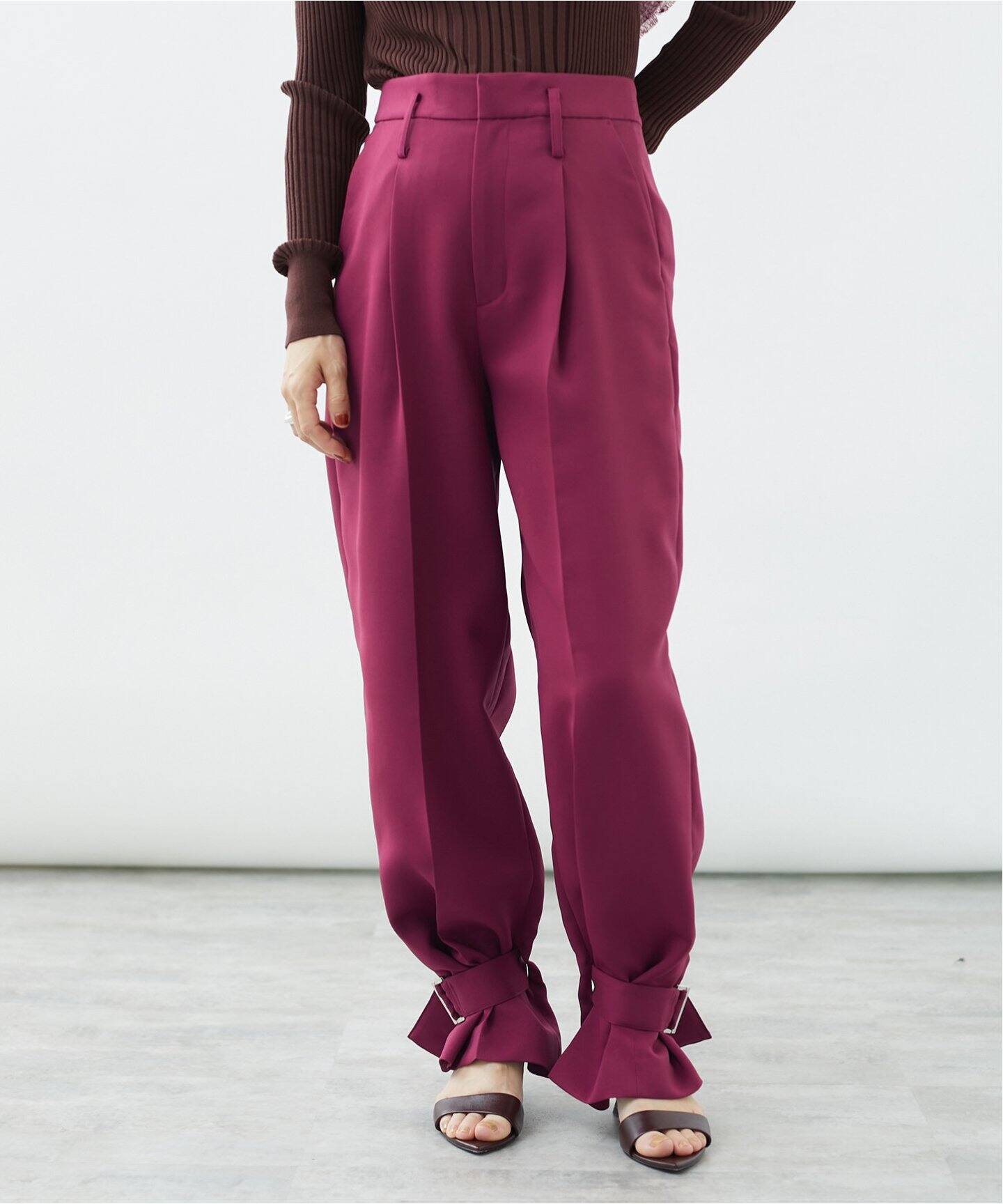 LABELESS レイブレス タック入り　スウェットパンツ ベルトループ LABELESS レイブレス タック入りスウェットパンツ ベルトループ